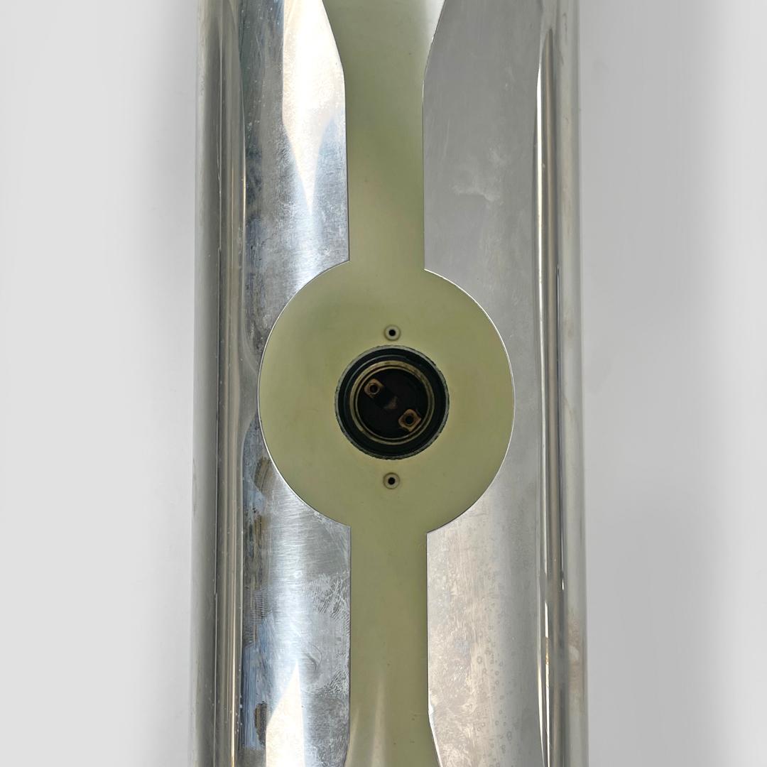 Italian modern chromed metal and white cylindrical wall lamps, 1970s For Sale 3