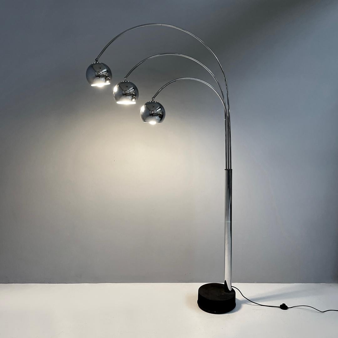 Italian modern chromed metal floor lamp by Goffredo Reggiani for Reggiani, 1970s For Sale 14