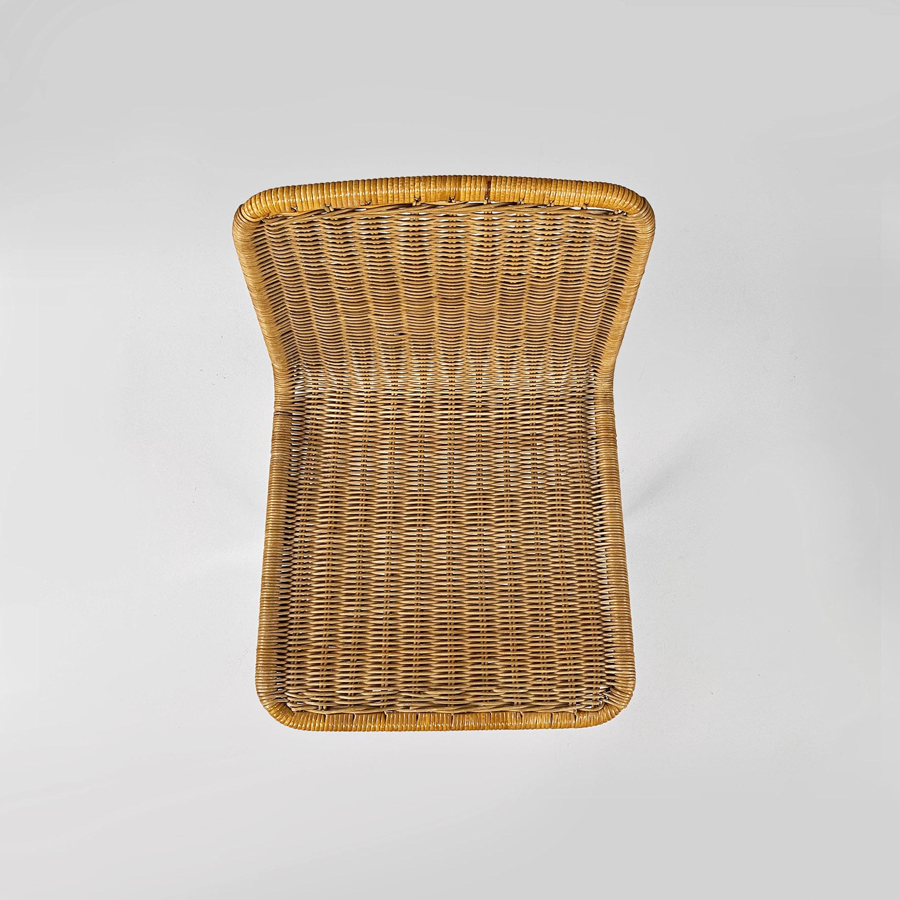 Italienische moderne Stühle aus verchromtem Stahl und Rattan, 1970er Jahre (Late 20th Century) im Angebot