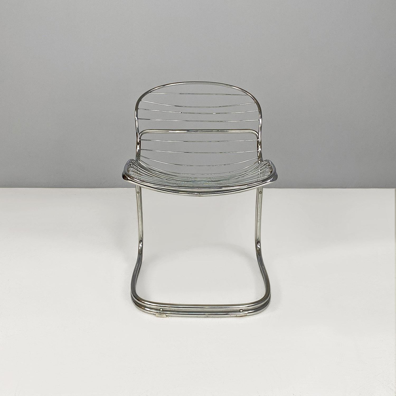 Italian modern chromed steel Sabrina chair by Gastone Rinaldi for Rima, 1970s.
Sabrina model chair, with seat and backrest made entirely of fine chromed steel tubing, which follows the shape of the body.
Produced by Rima in approx. 1970. and