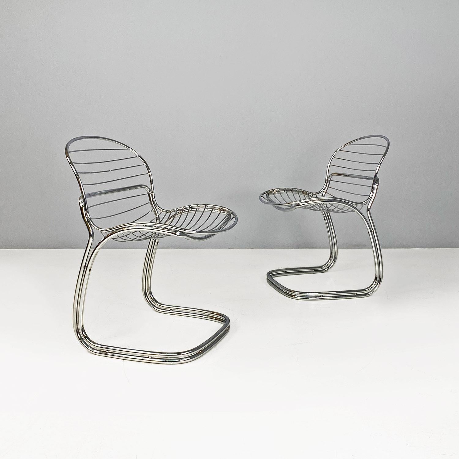 Italian modern chromed steel Sabrina chairs by Gastone Rinaldi for Rima, 1970s
Pair of Sabrina model chairs, with seat and backrest made entirely of fine chromed steel tubing, which follows the shape of the body.
Produced by Rima in approx. 1970.
