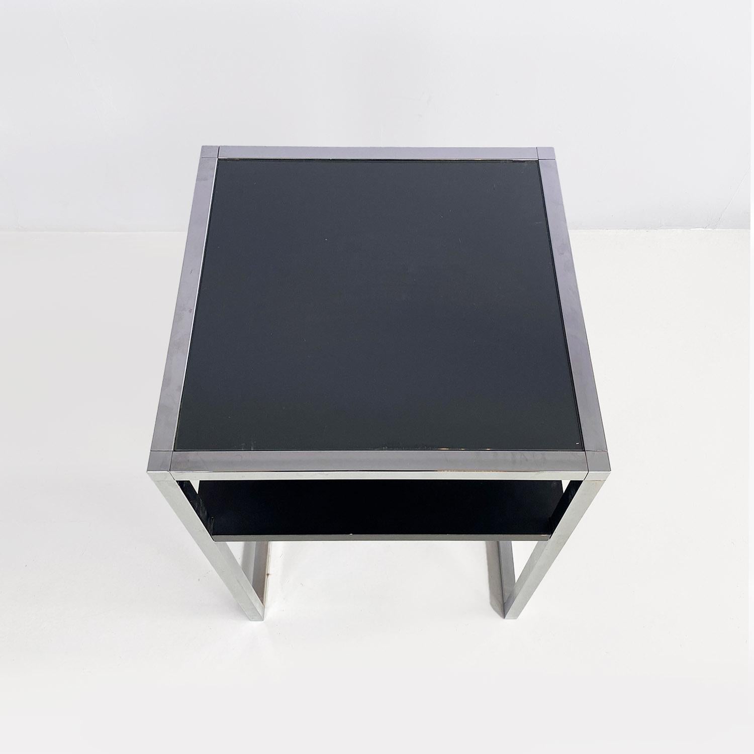 Italian modern chromed steel, wood and glass table for stereo and vinyls, 1990s For Sale 2