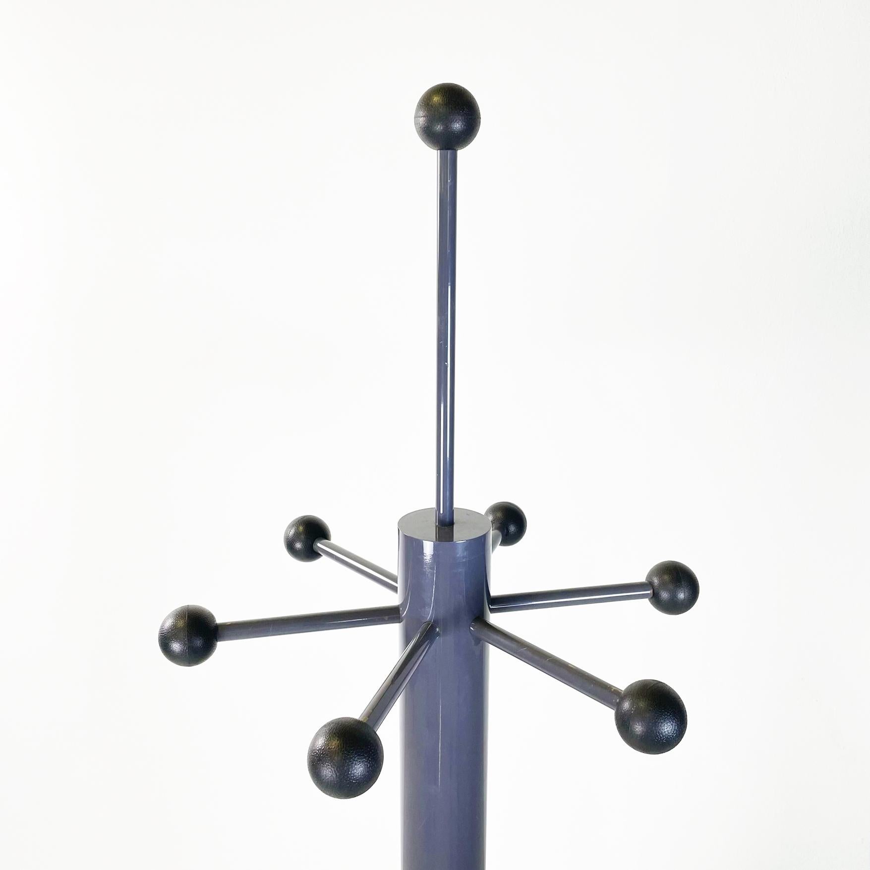 Italian Modern Coat Stand Mod. Velasca by Alessandro Mendini for Elam UNO, 1980s In Good Condition For Sale In MIlano, IT