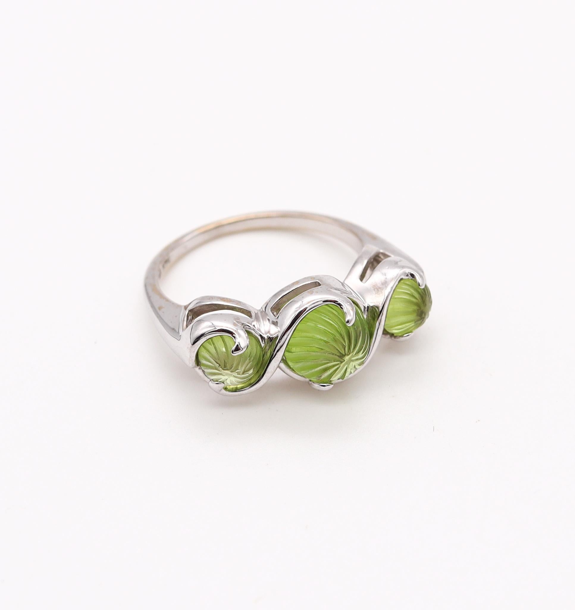 Italian Modern Cocktail Ring In 14Kt Gold With 4 Cts In Fluted Carved Peridots For Sale 3