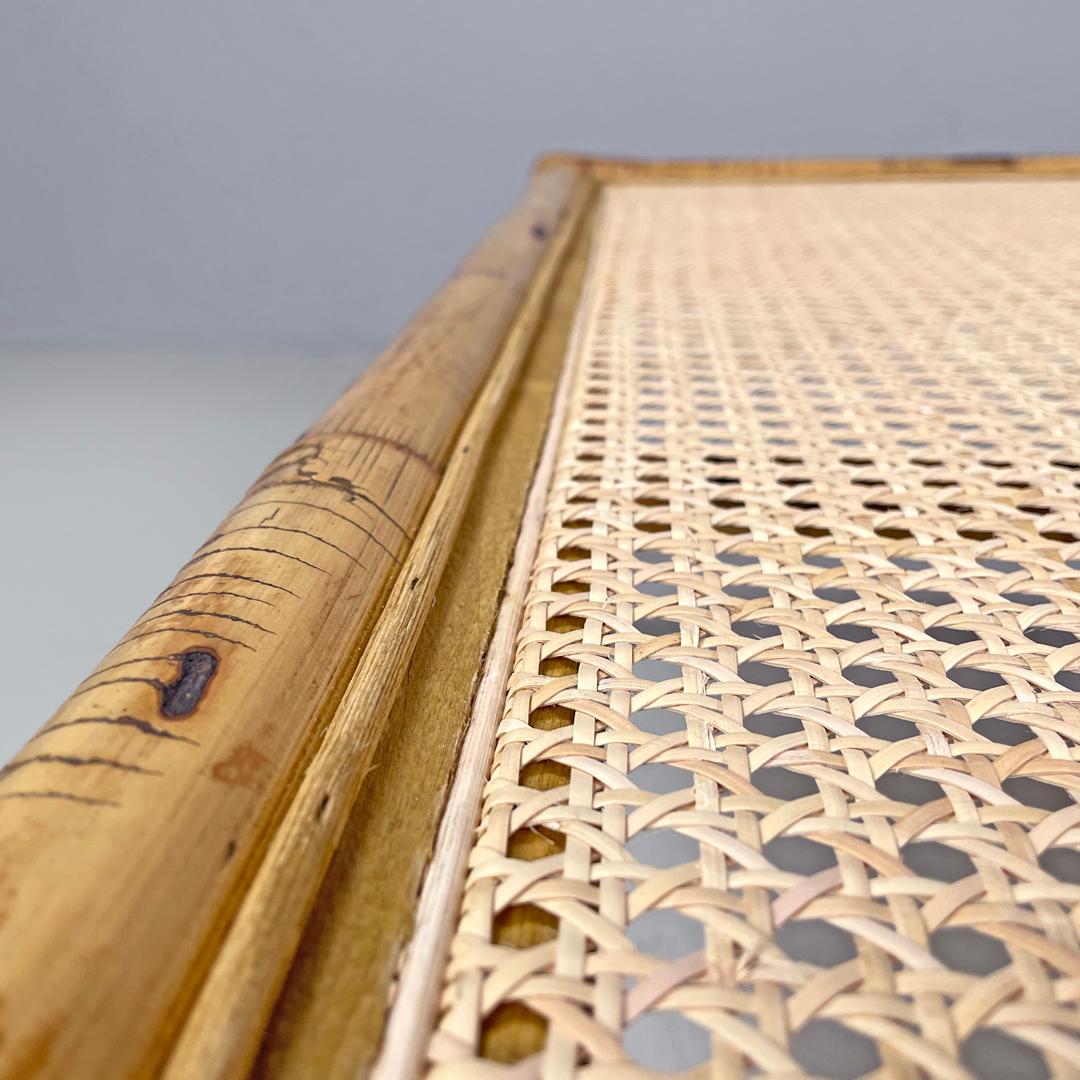 Italian modern coffe table with Vienna straw top and rattan structure, 1970s For Sale 3