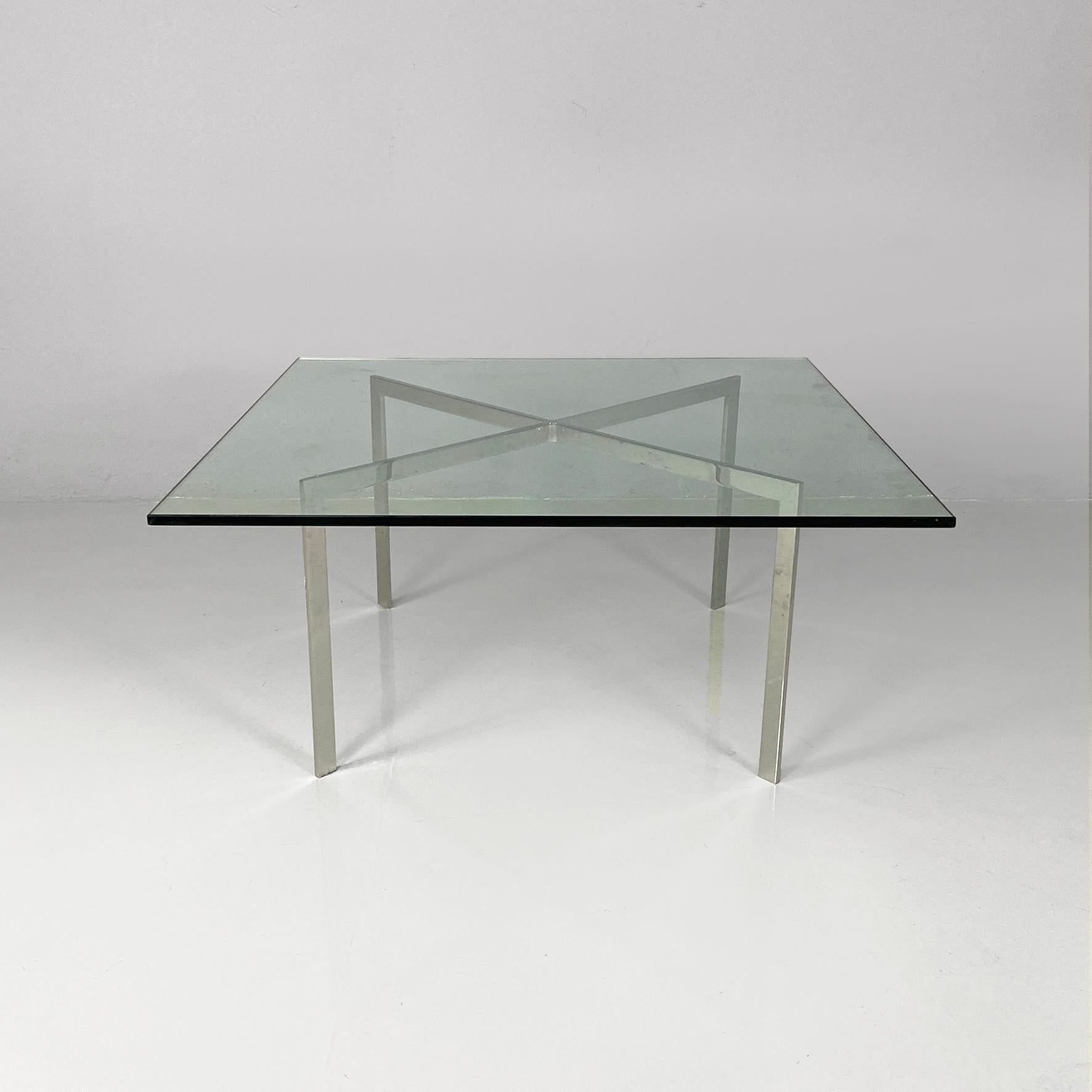 Modern Italian modern coffee table Barcelona by Mies Van der Rohe for Knoll, 1970s For Sale