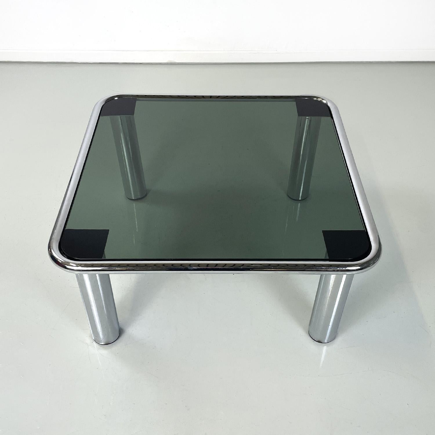 Steel Italian modern coffee table Sesann by Gianfranco Frattini for Cassina, 1970s For Sale