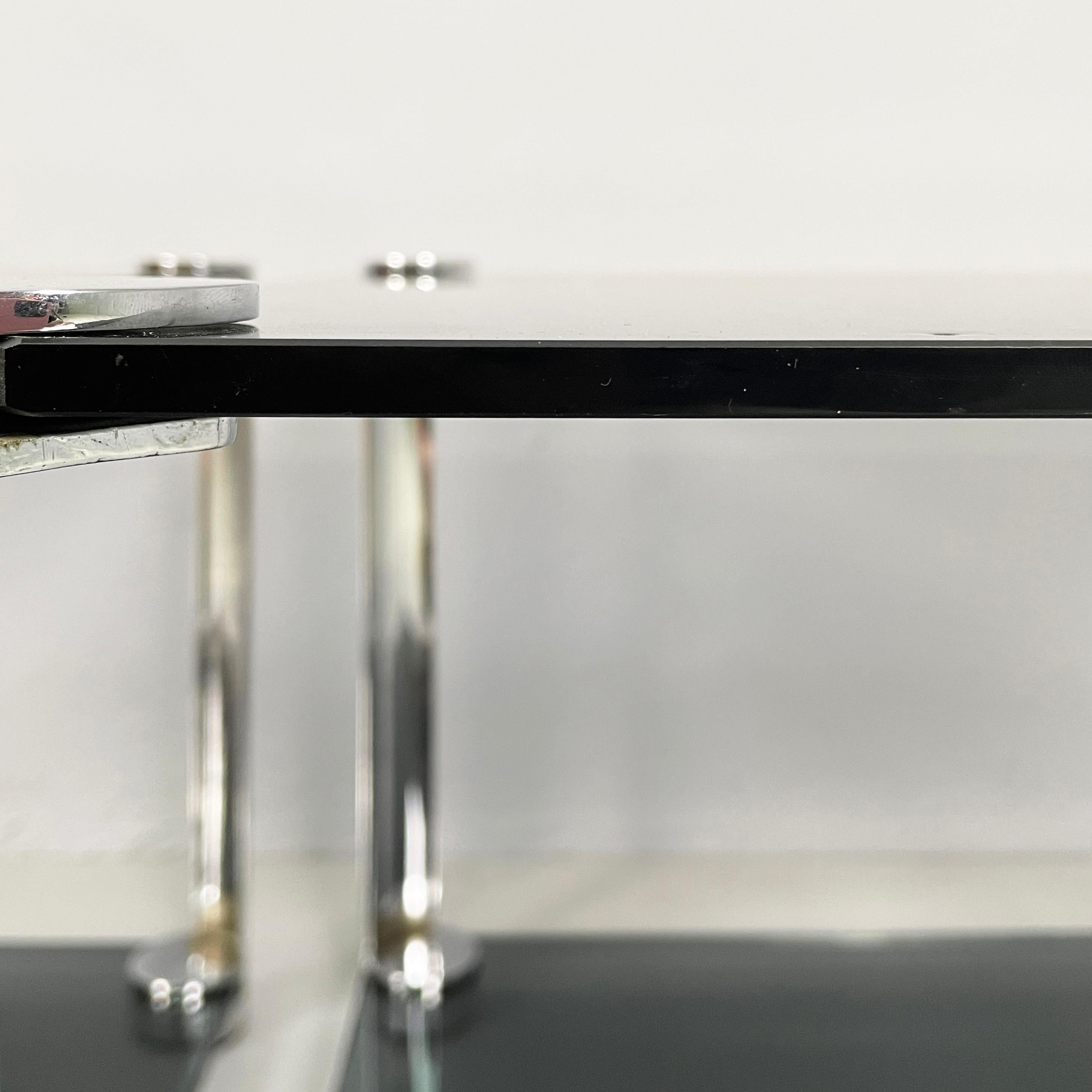 Tables basses italiennes modernes en verre fumé et métal chromé, années 1980 en vente 4