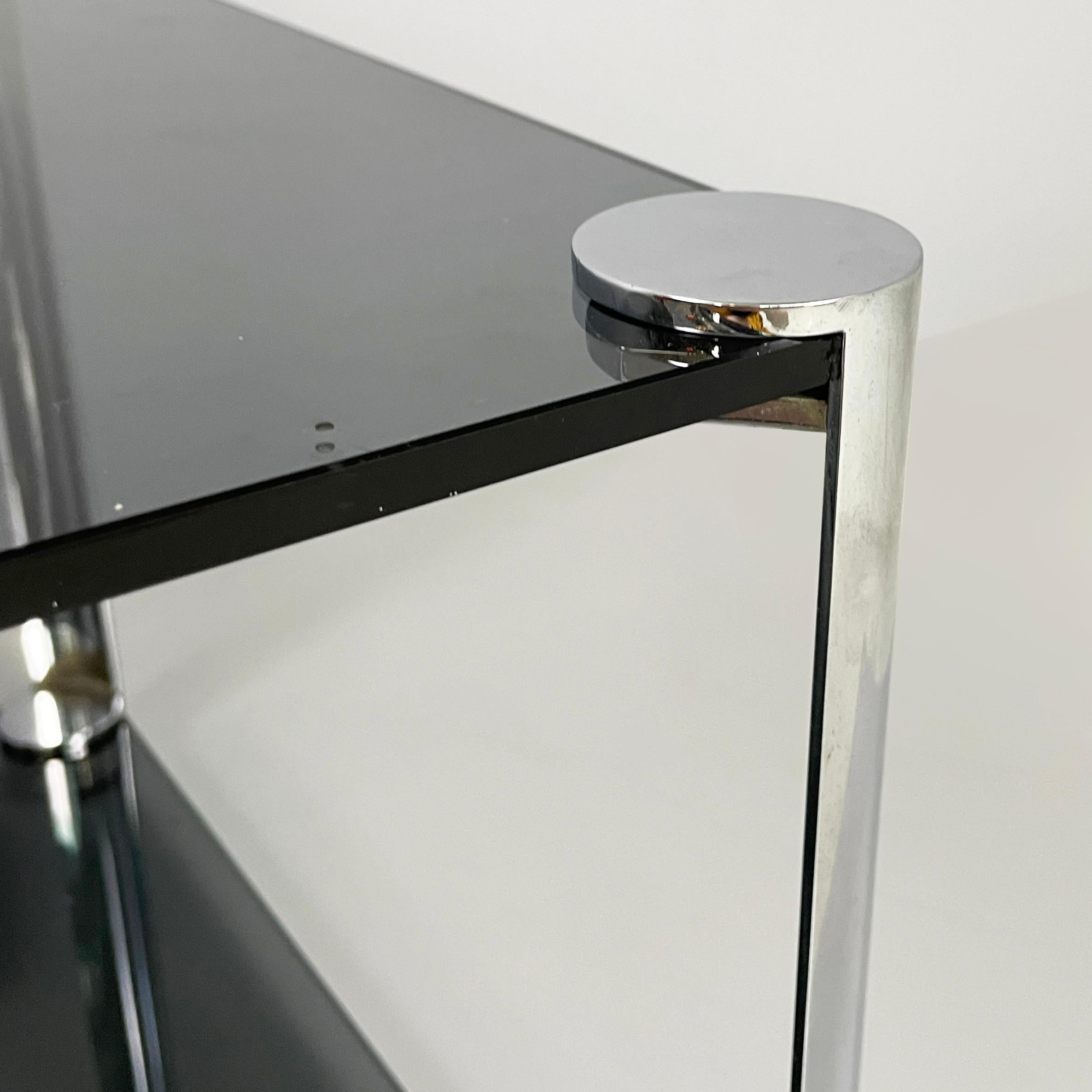 Tables basses italiennes modernes en verre fumé et métal chromé, années 1980 en vente 2