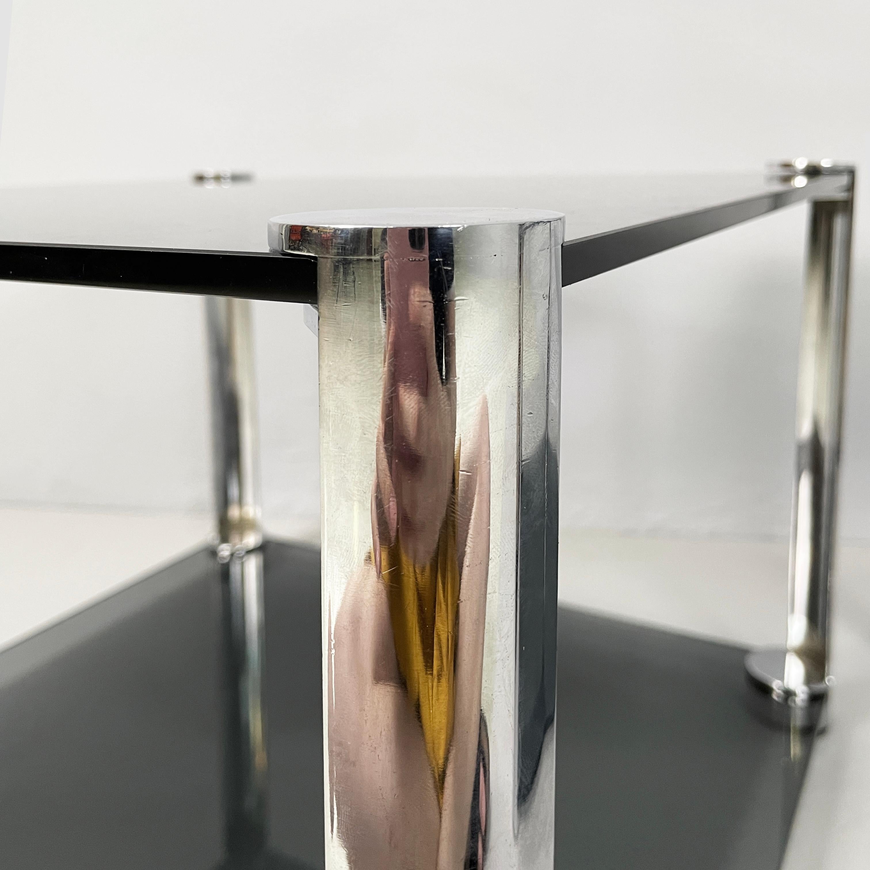 Tables basses italiennes modernes en verre fumé et métal chromé, années 1980 en vente 3