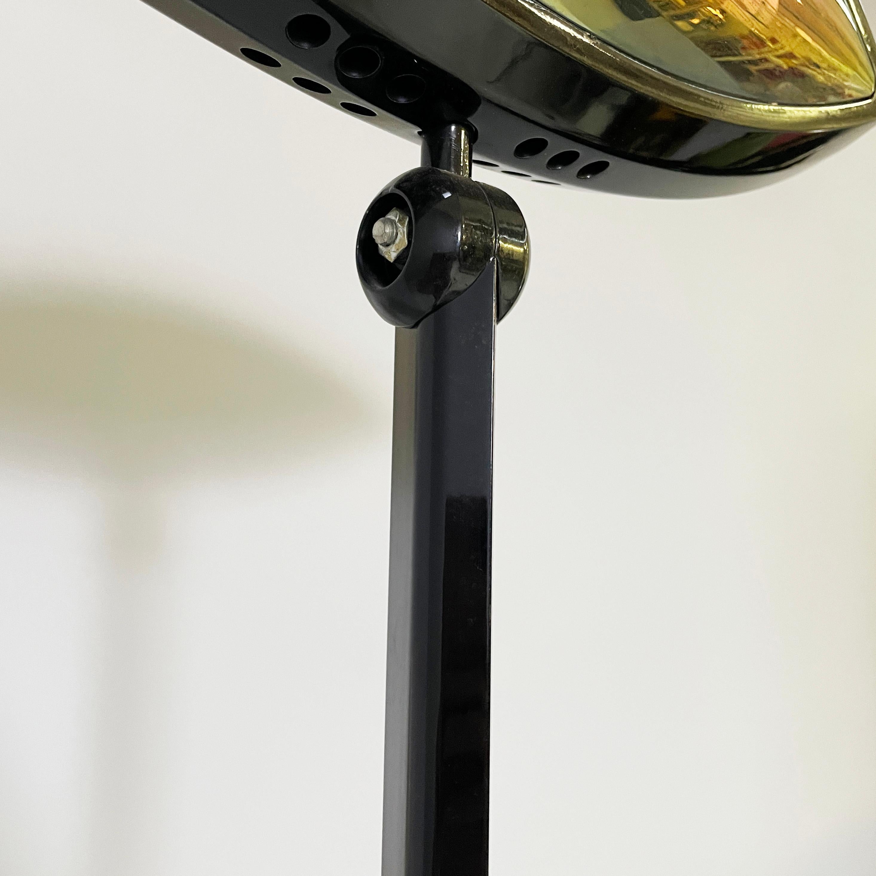 Italian modern color glass and metal Floor lamp Aeto by Lombardo for Flos, 1980s For Sale 4