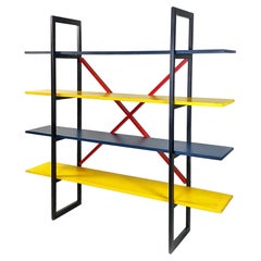 Libreria autoportante italiana Modern Color in legno massiccio, anni '80