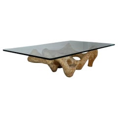 Moderner italienischer Couchtisch aus Beton und Glas Kamasutra von Claudio Trevi, 1970er Jahre