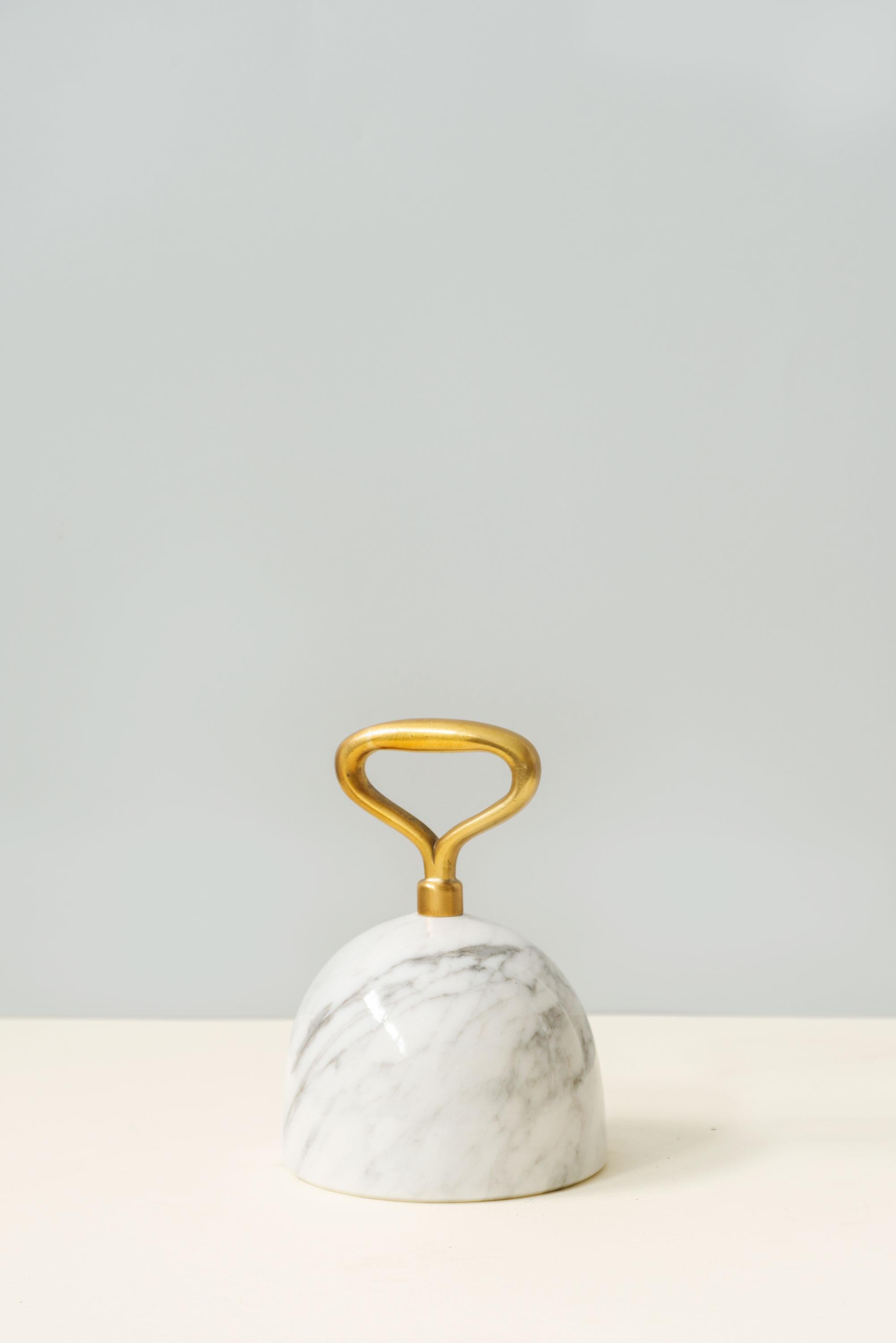 Italian modern contemporary doorstop or decorative object in marble For Sale 4