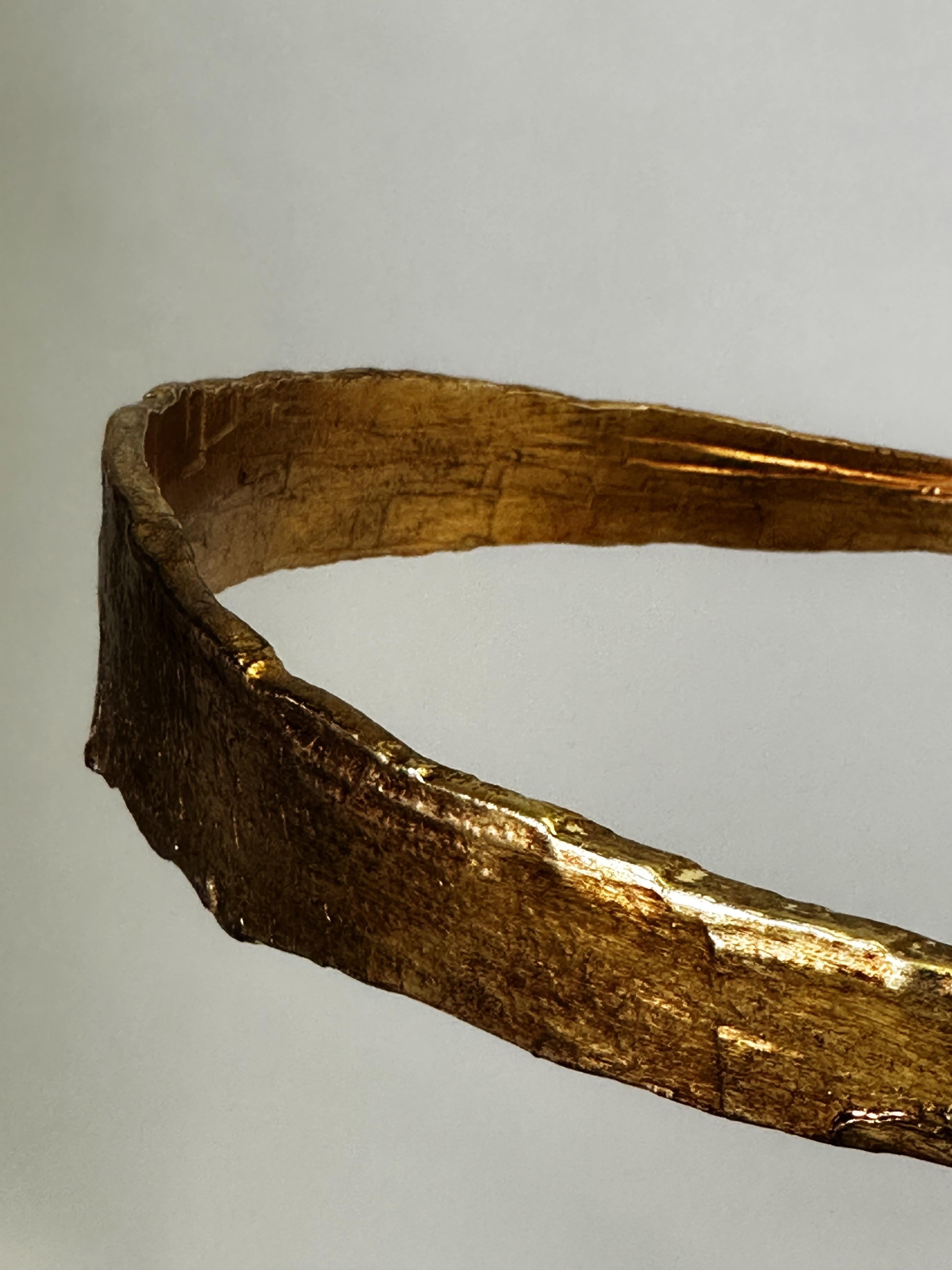 Silla Artesana Italiana Moderna de Hierro Martillado Dorado de Giovanni Banci para Hermes en venta 3