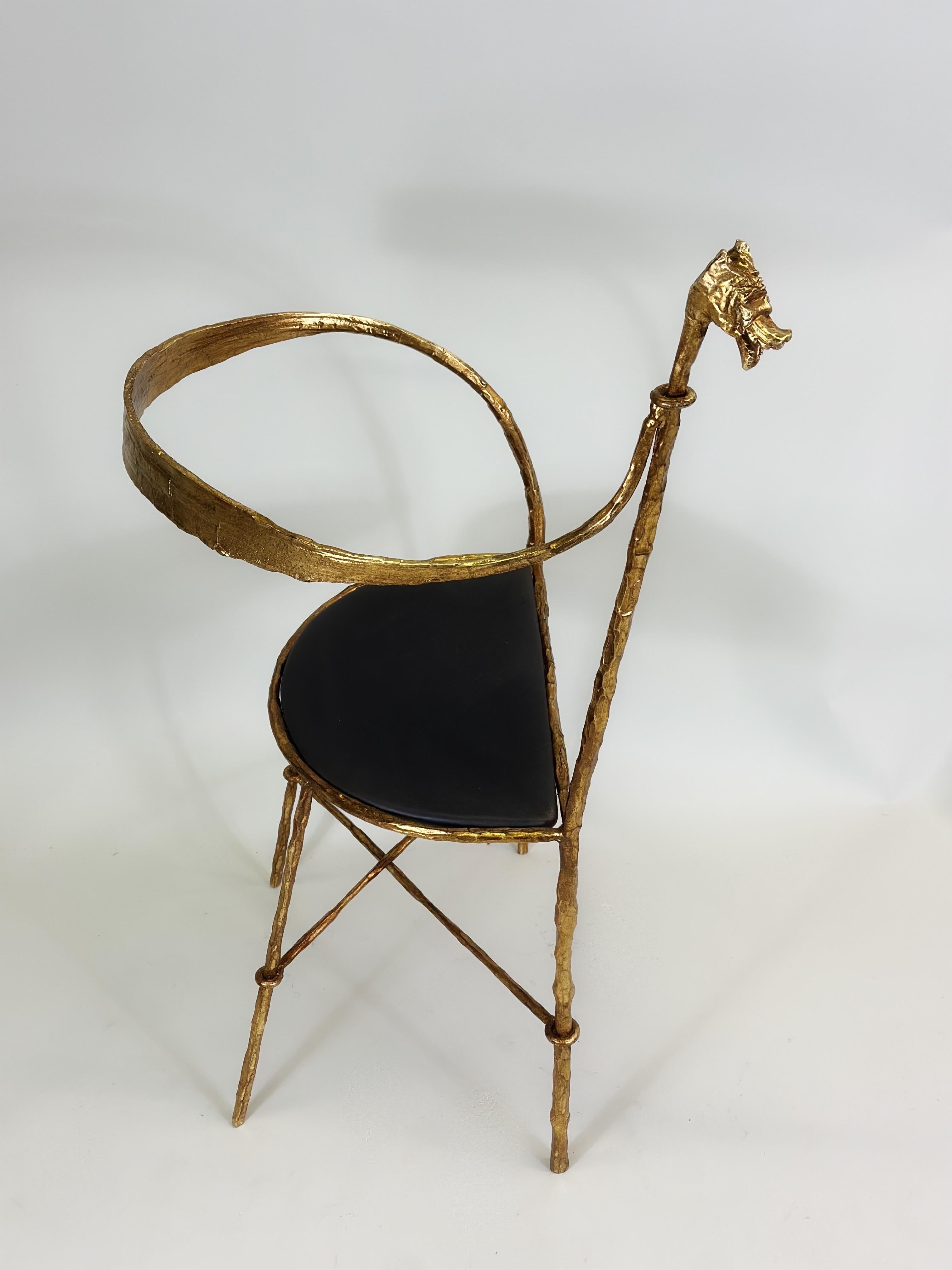 Silla Artesana Italiana Moderna de Hierro Martillado Dorado de Giovanni Banci para Hermes siglo XX en venta