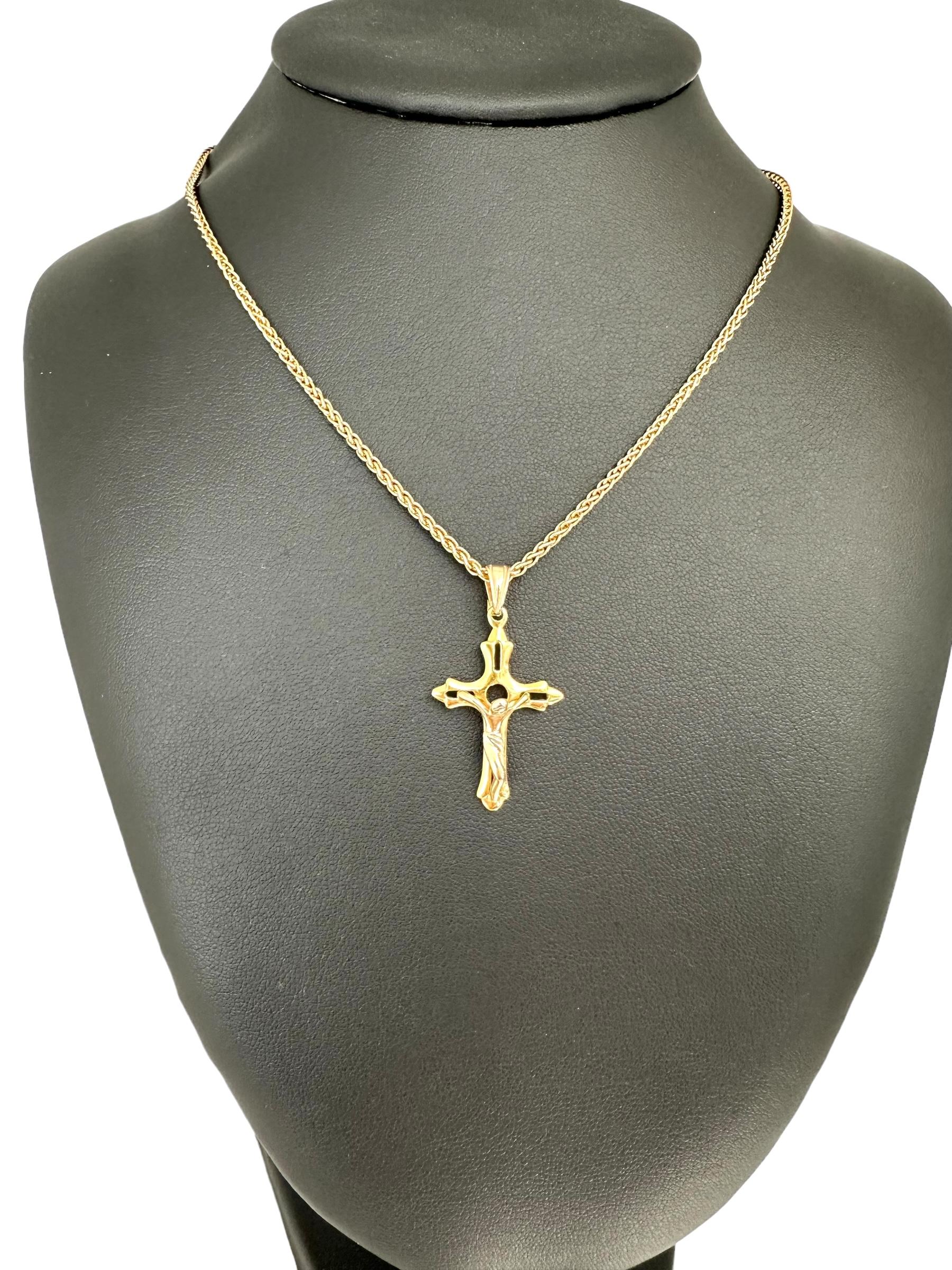 Modernes italienisches Kruzifix Gelbgold Lilienblumen-Endstücke im Angebot 2