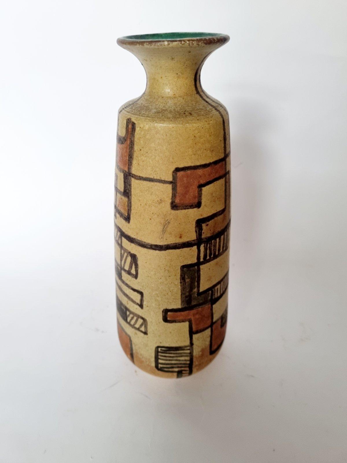 Italian Modern Cubisem Style Vase by Ceramice Biancoli, Italy 60s In condizioni ottime in vendita a Lucija, SI
