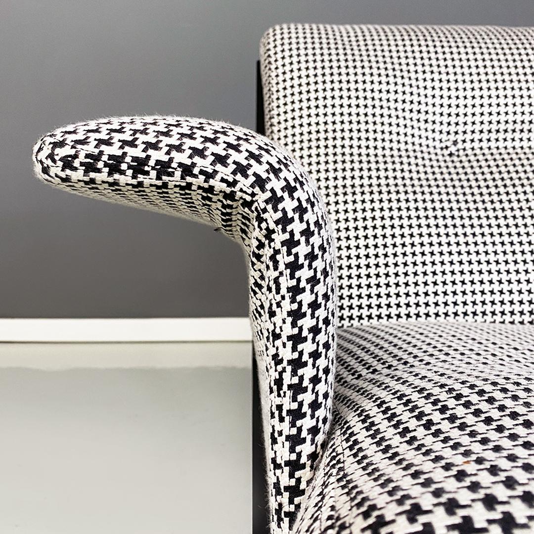 Moderner italienischer Daiki-Sessel von Marcio Kogan und Studio MK27 für Minotti 2020er Jahre  im Angebot 3