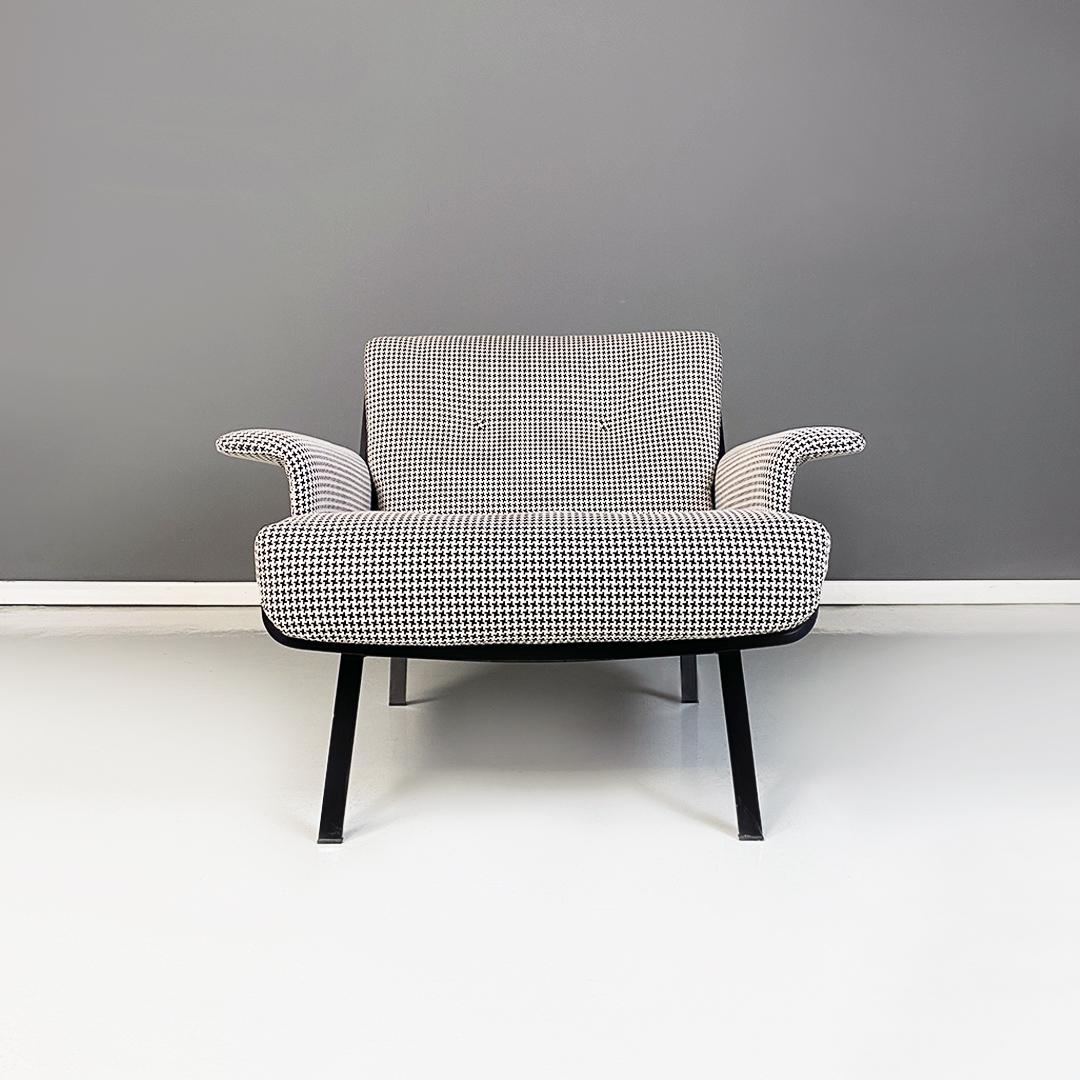 Italian modern Daiki armchair by Marcio Kogan and Studio MK27 for Minotti 2020s  In Good Condition For Sale In MIlano, IT