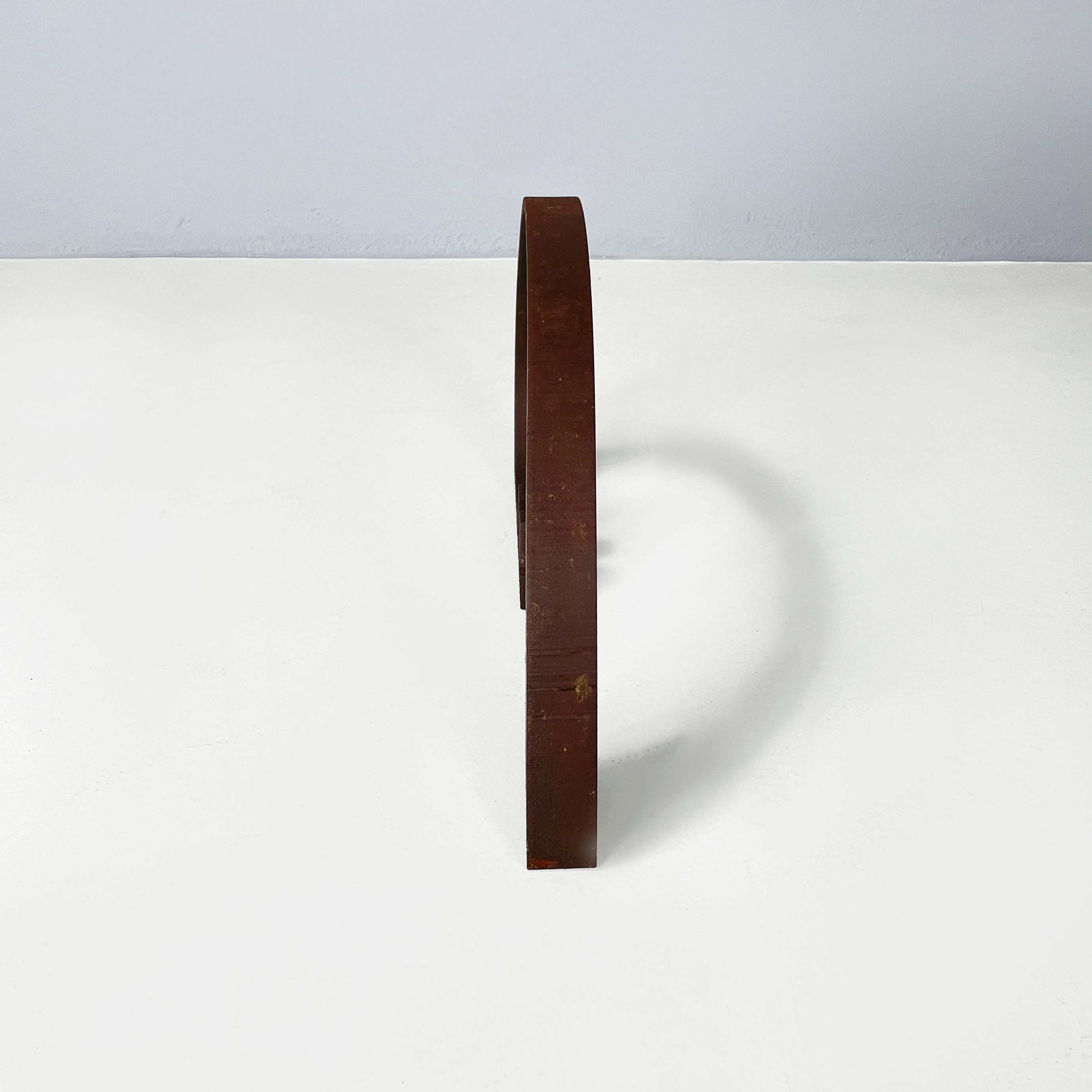 Italian modern Dark brown iron abstract sculpture by Edmondo Cirillo, 1970s In Good Condition For Sale In MIlano, IT