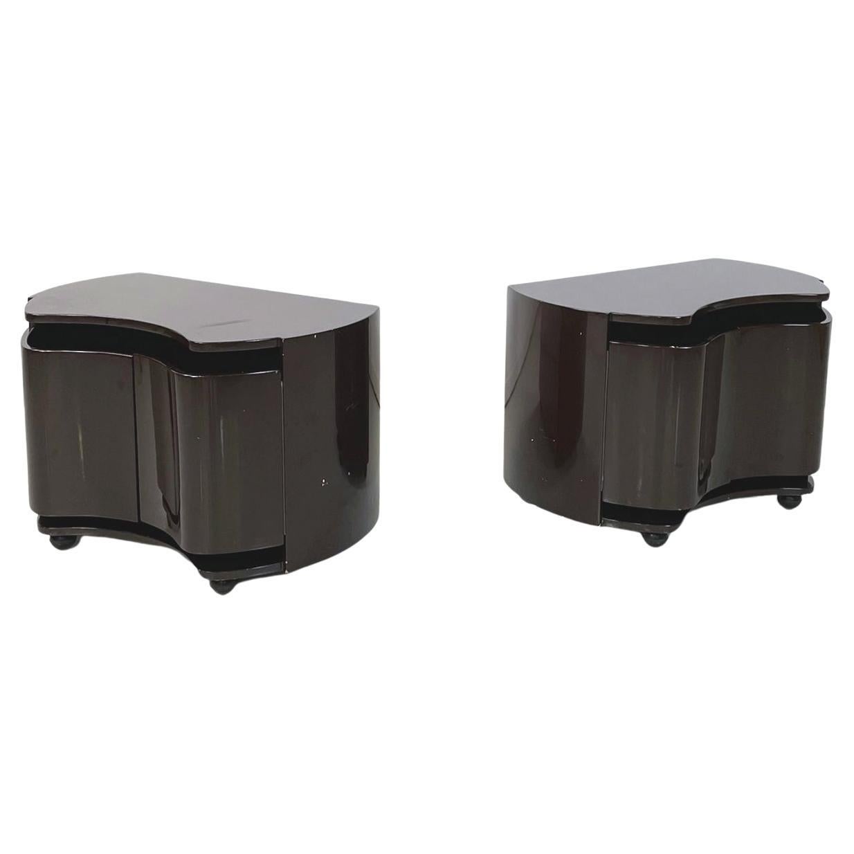 Italian modern Dark brown lacquered wood bed side table Aiace by Benatti, 1970s For Sale