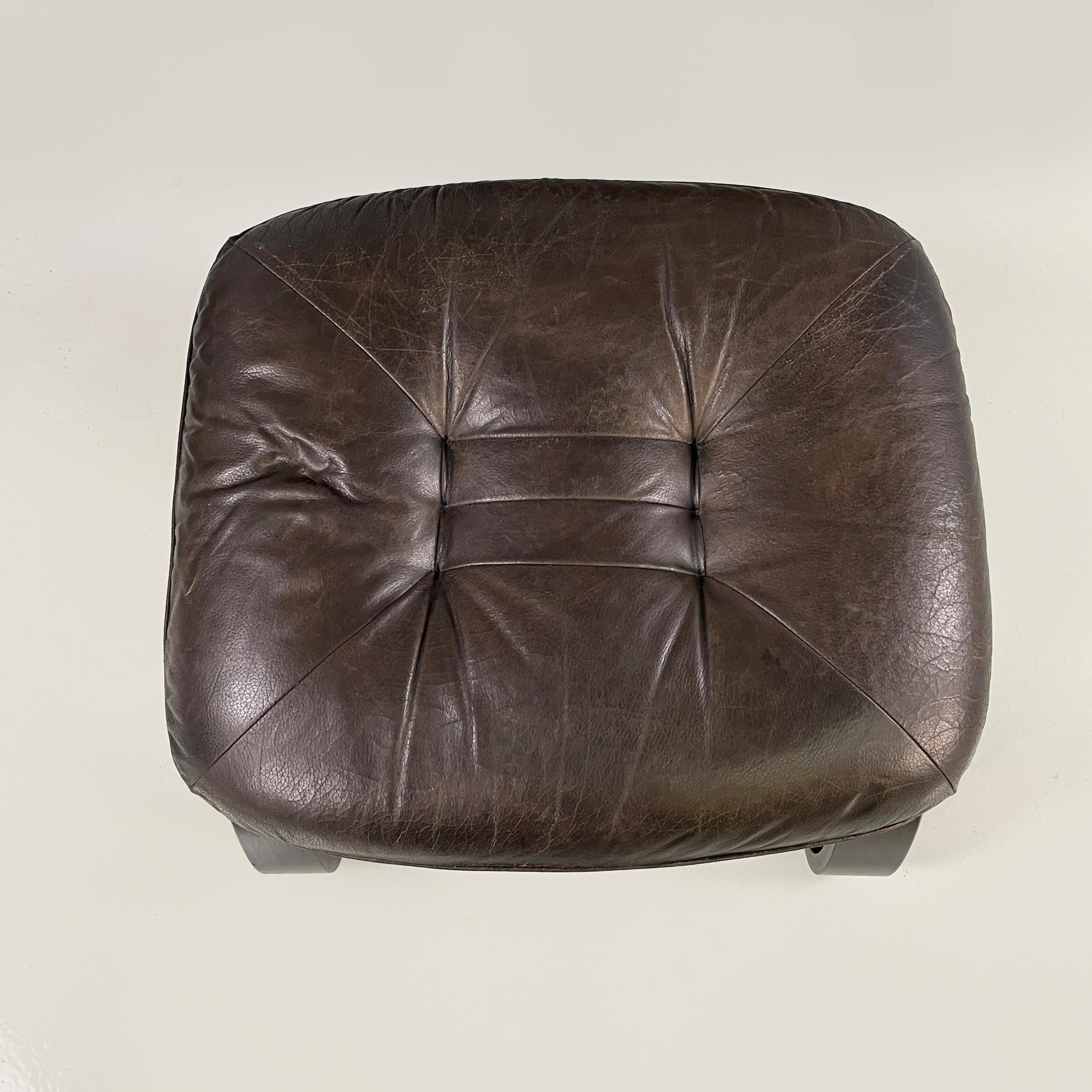 Italian modern Dark brown leather Reclining armchairs and pouf by De Sede, 1970s For Sale 2