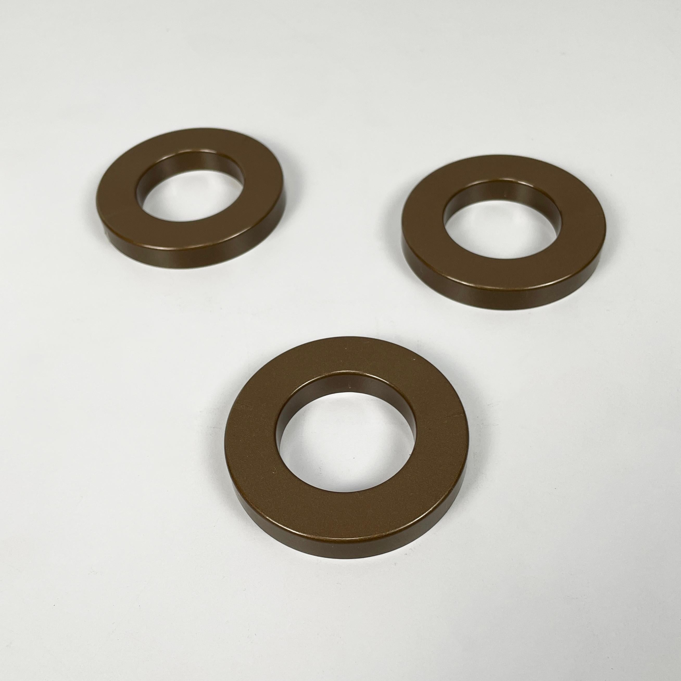 Contemporary Italian modern dark brown rings for perpetual wall calendar by Ring A Date, 2020 For Sale
