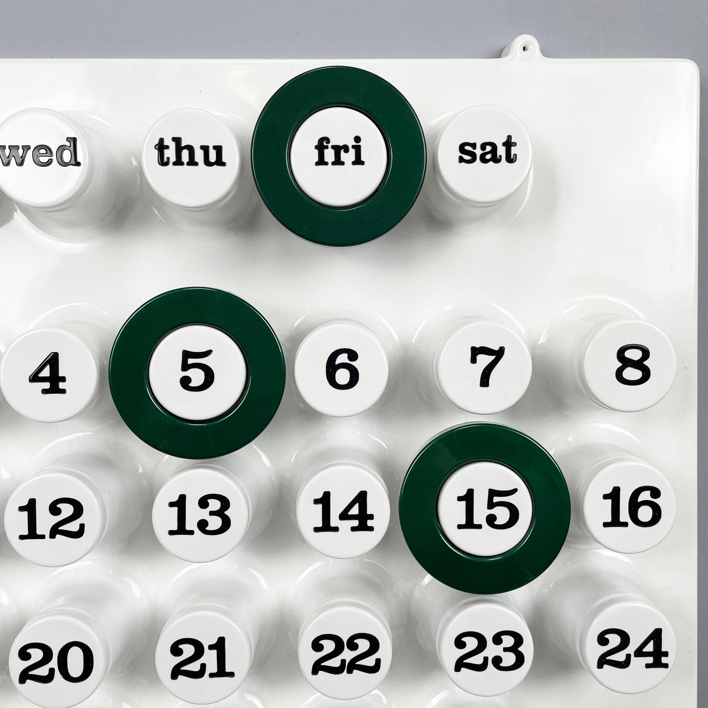 Modern Italian modern dark green rings for perpetual wall calendar by Ring A Date, 2020 For Sale