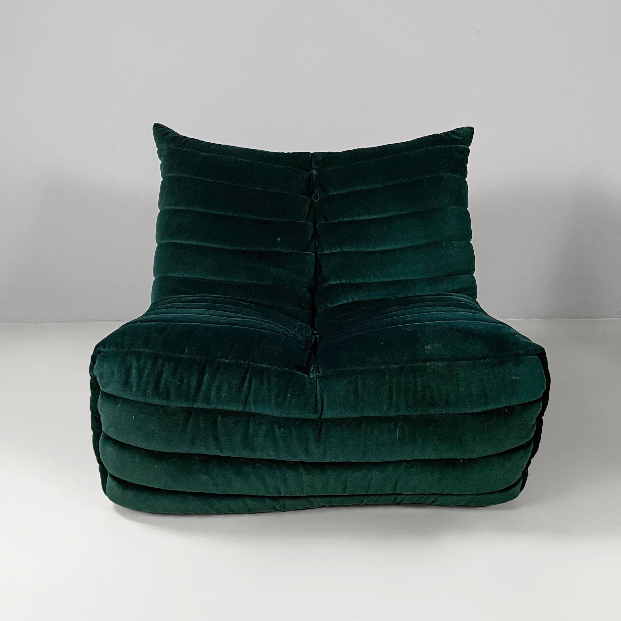 Sillones modernos italianos de terciopelo verde oscuro Zozo by Seven Salotti, Años 70 Moderno en venta