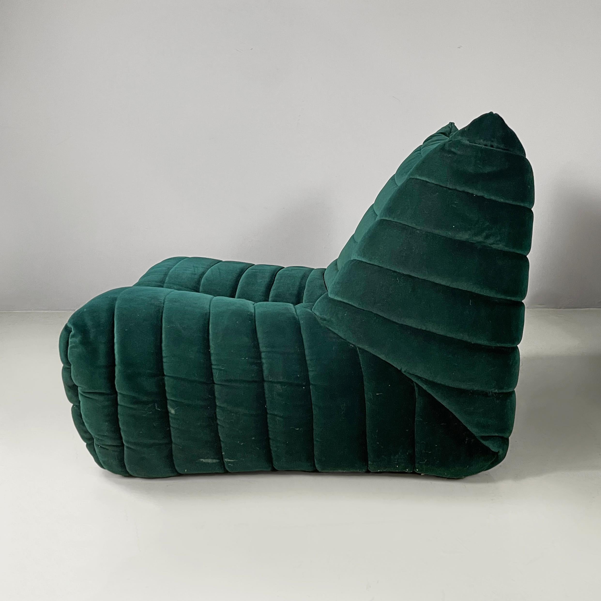 Sillones modernos italianos de terciopelo verde oscuro Zozo by Seven Salotti, Años 70 Italiano en venta