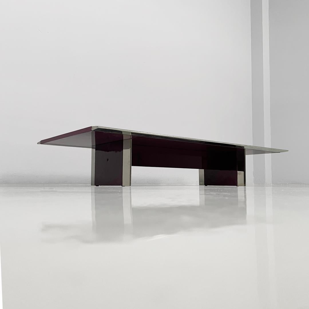 Mesa de centro moderna italiana de madera y metal lacada en morado oscuro, años 70 en venta 10