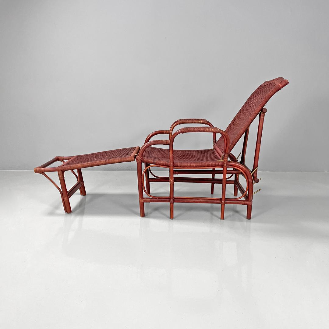 Italian modern dark red rattan armchair 981 with footrest by Bonacina, 1980s In Good Condition For Sale In MIlano, IT