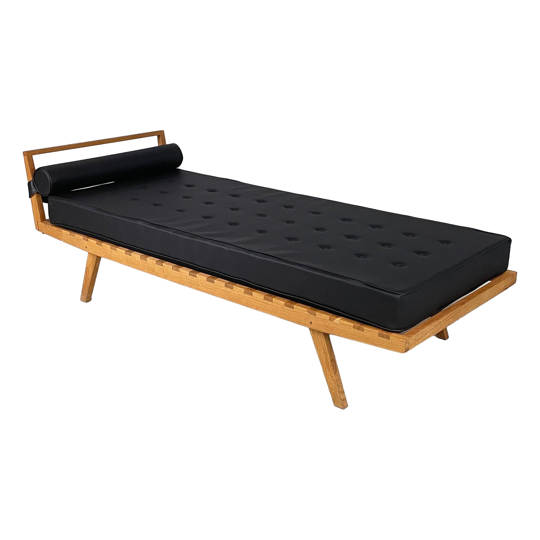 Italian modern daybed Brandina by Plinio Il Giovane, 1990s