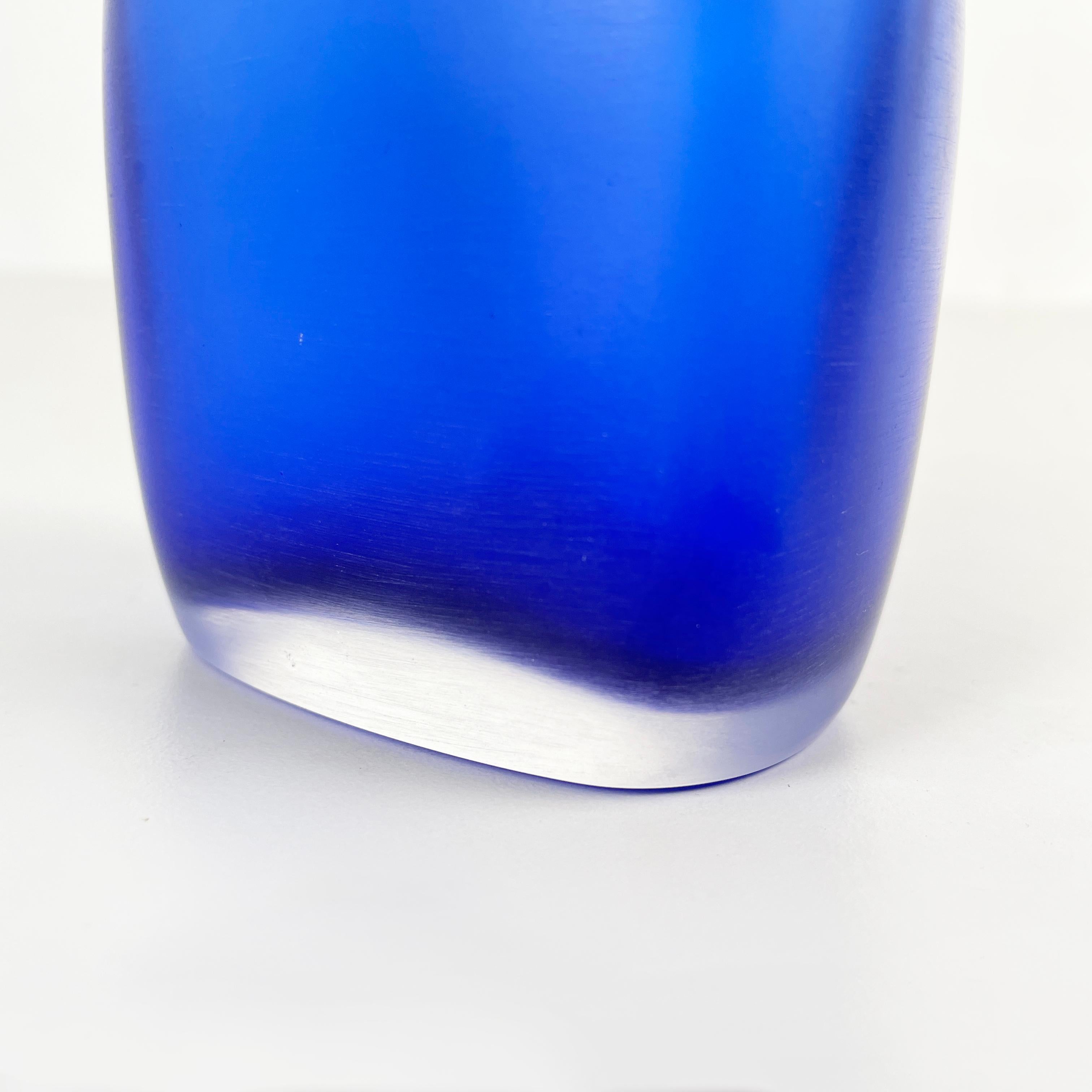 Italian modern Decorative bottle with cap in blue Murano glass by Venini, 1990s 4