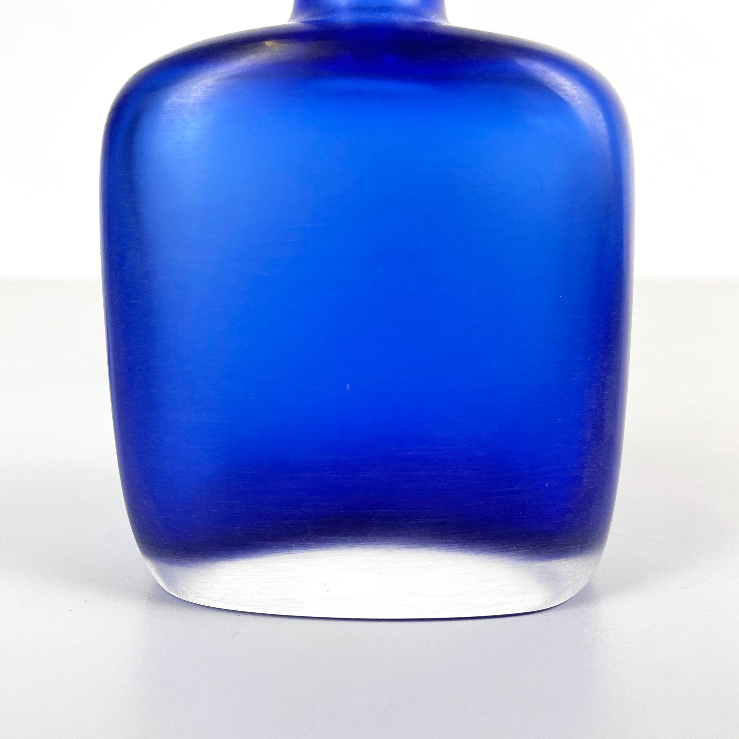 Italian modern Decorative bottle with cap in blue Murano glass by Venini, 1990s 5