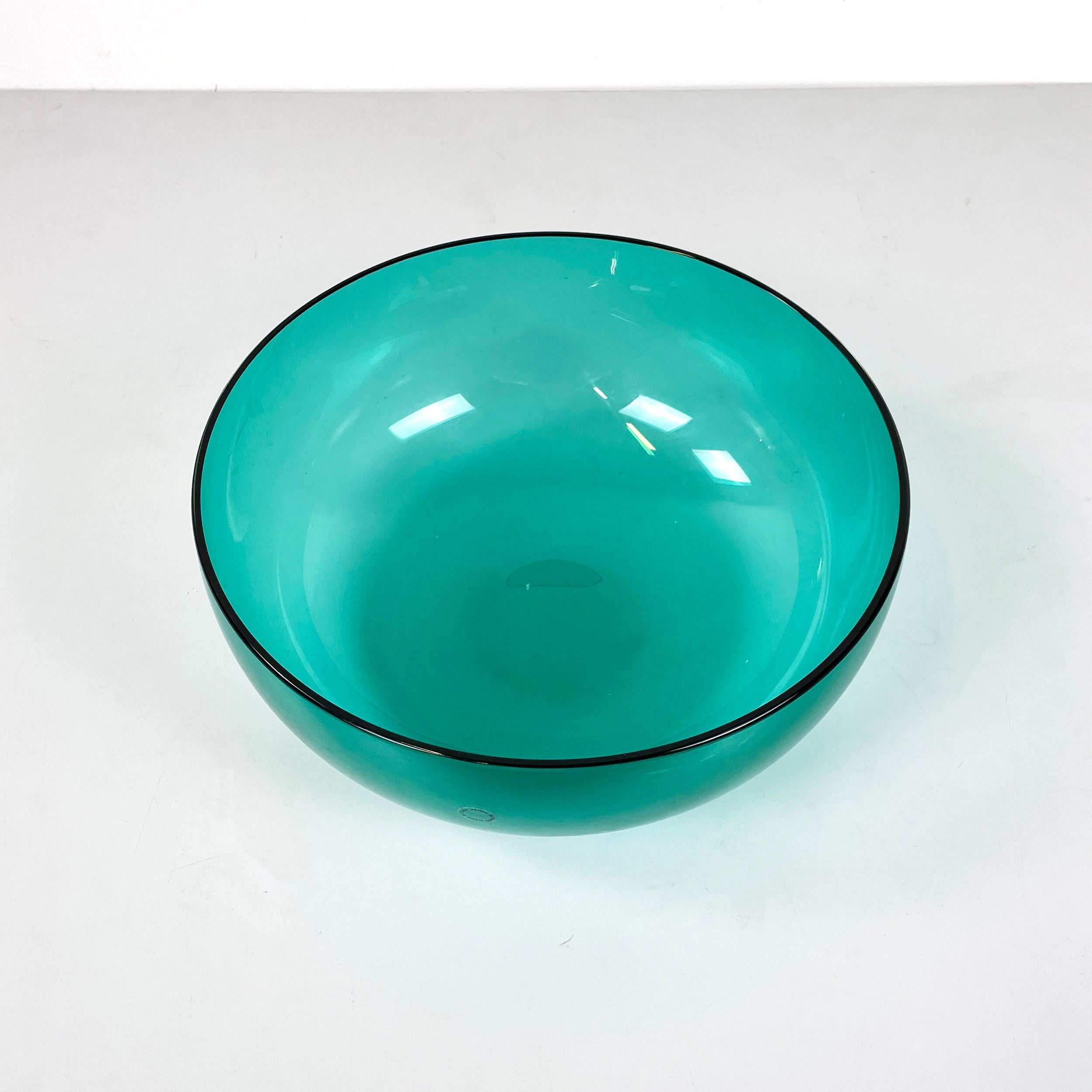 Italian modern Decorative bowl in green light blue Murano glass by Venini 1990s In Good Condition For Sale In MIlano, IT