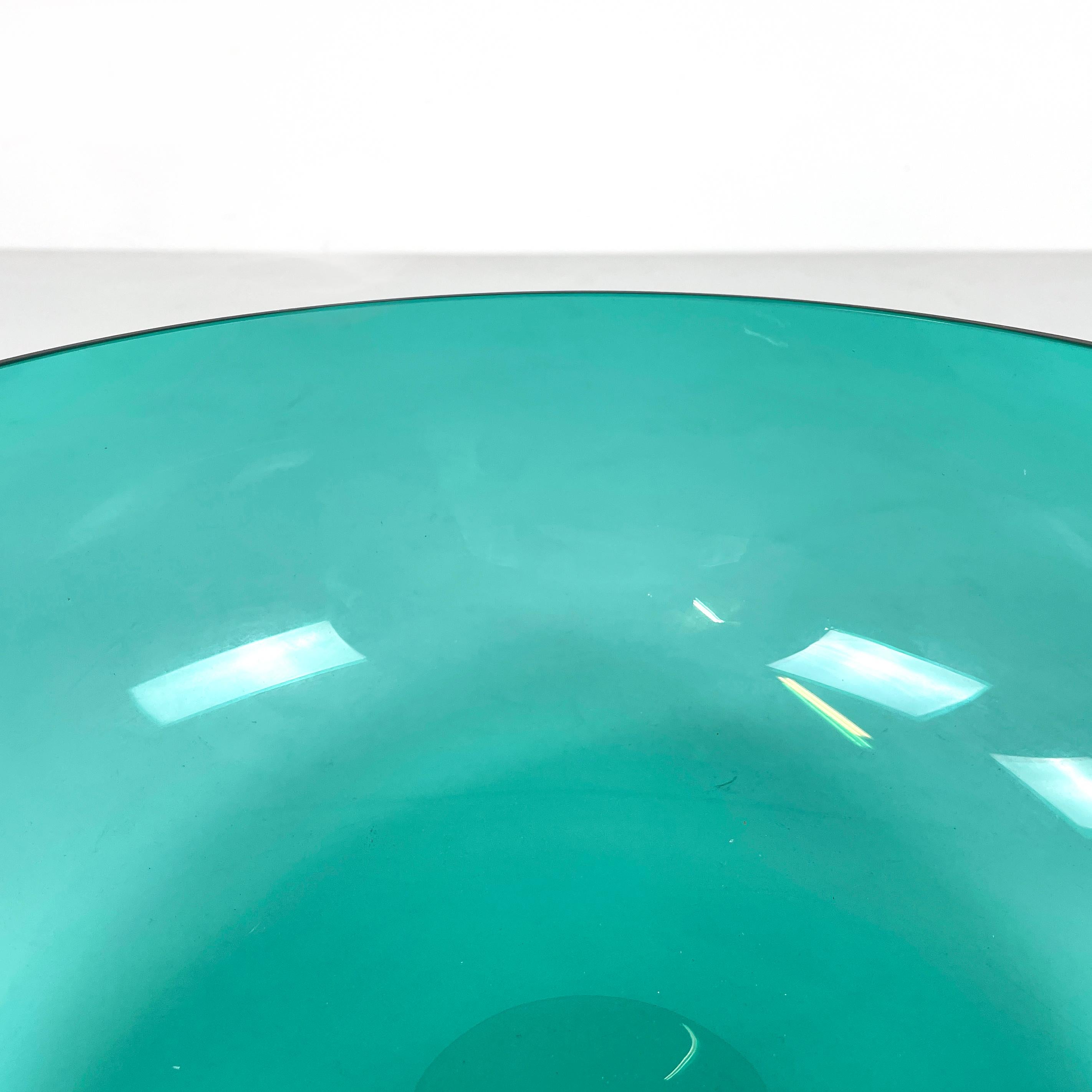Late 20th Century Italian modern Decorative bowl in green light blue Murano glass by Venini 1990s For Sale