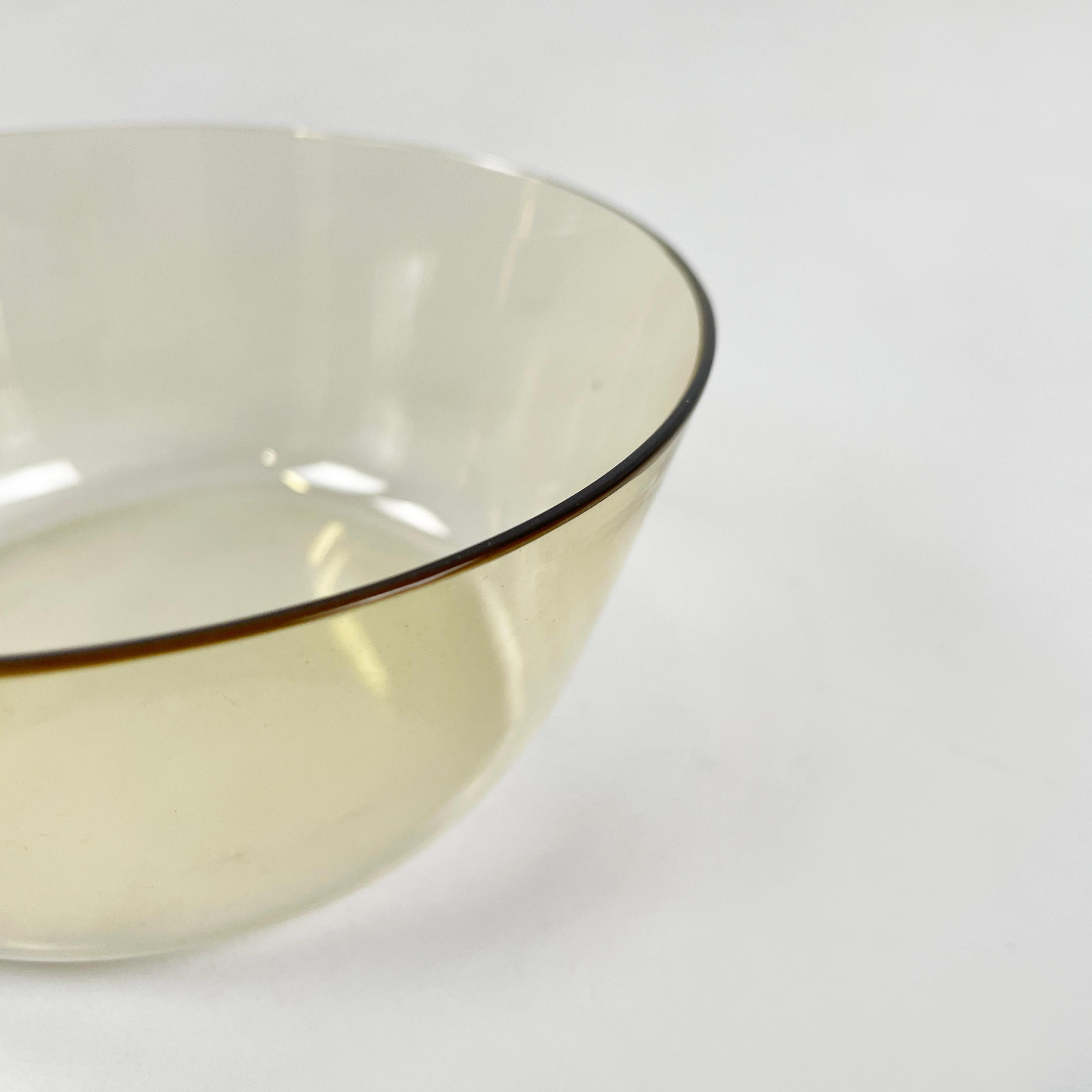 Modern Italian modern Decorative bowl in transparent yellow Murano glass by Venini 1990 For Sale
