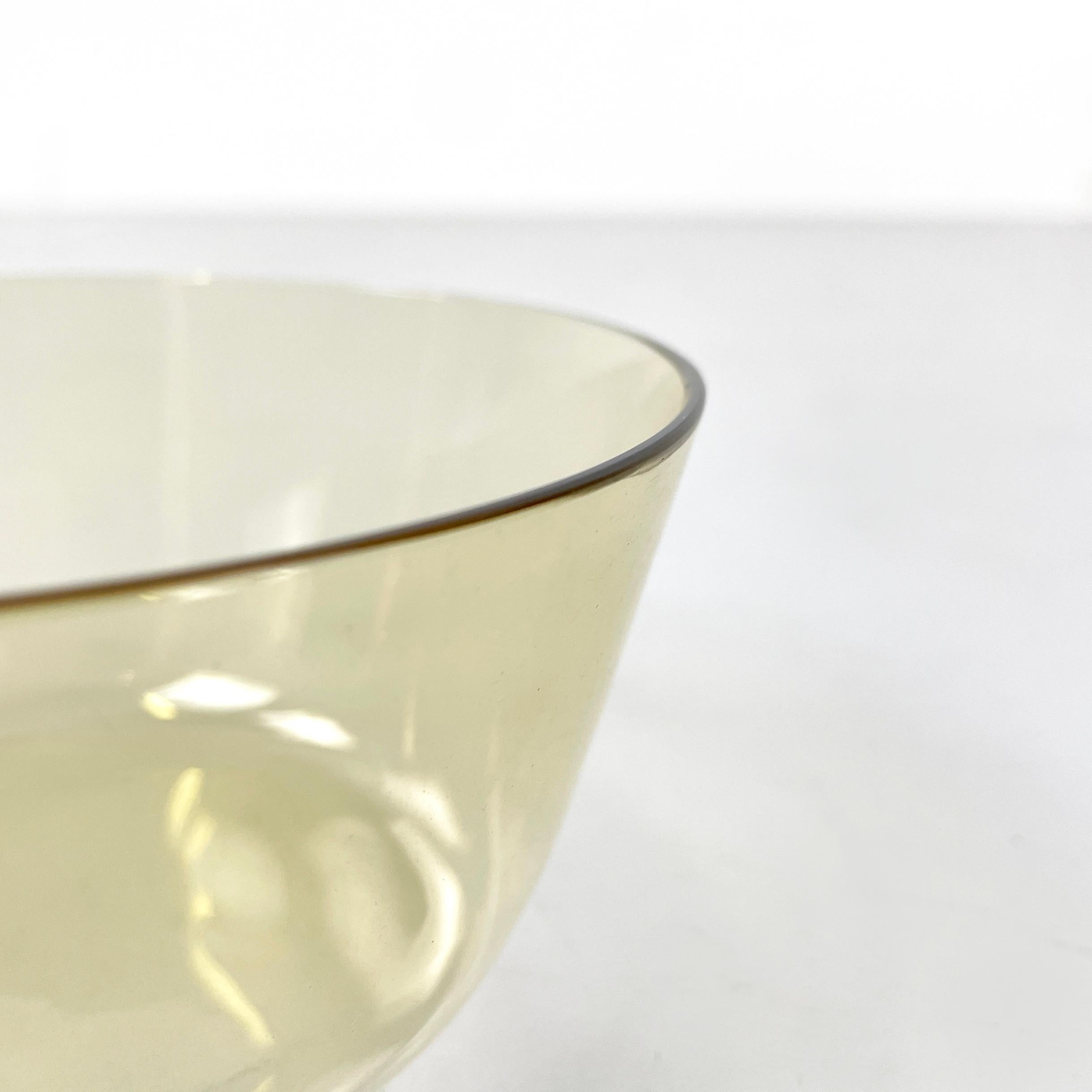 Murano Glass Italian modern Decorative bowl in transparent yellow Murano glass by Venini 1990 For Sale