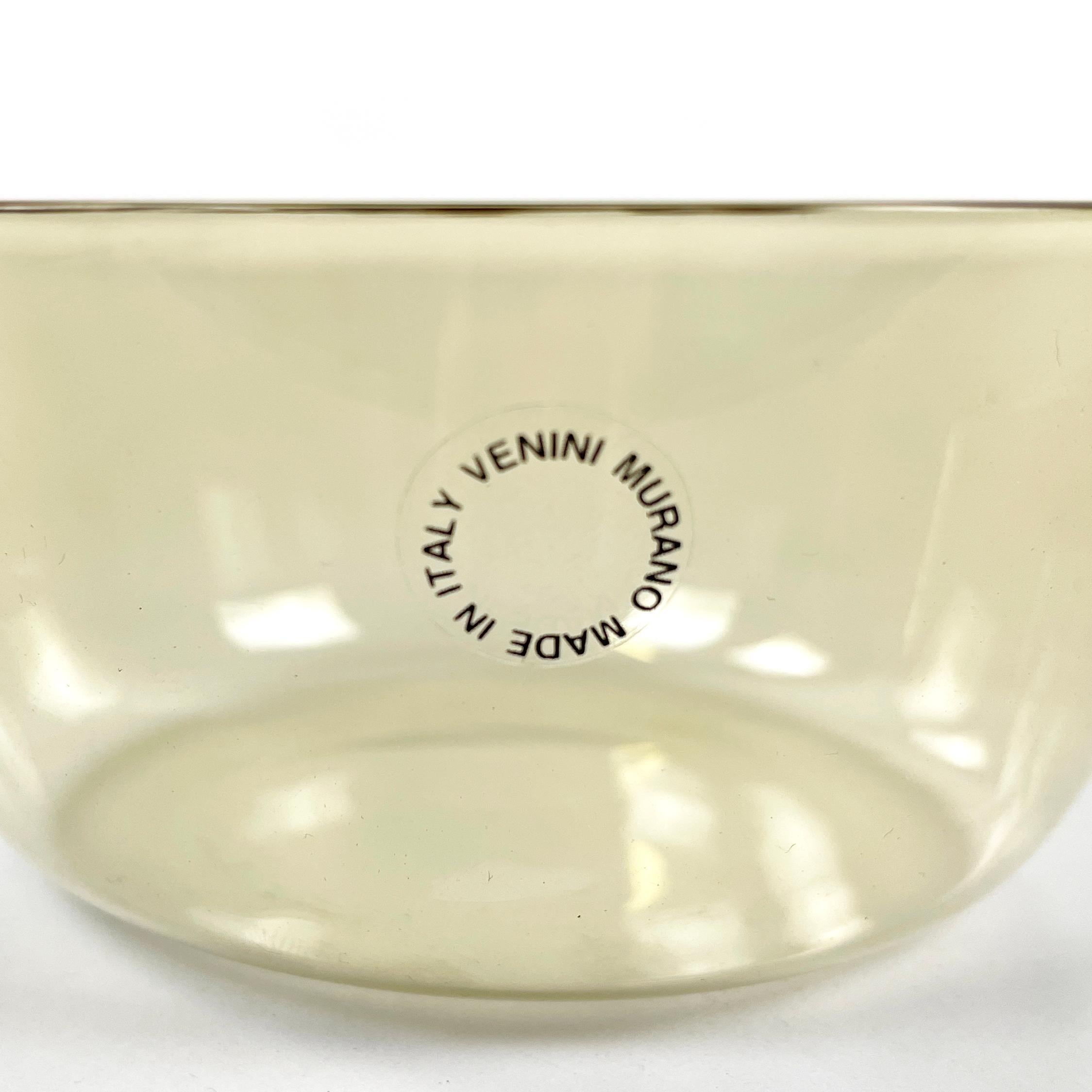 Coupe décorative italienne jaune transparent en verre de Murano par Venini 1990 en vente 1