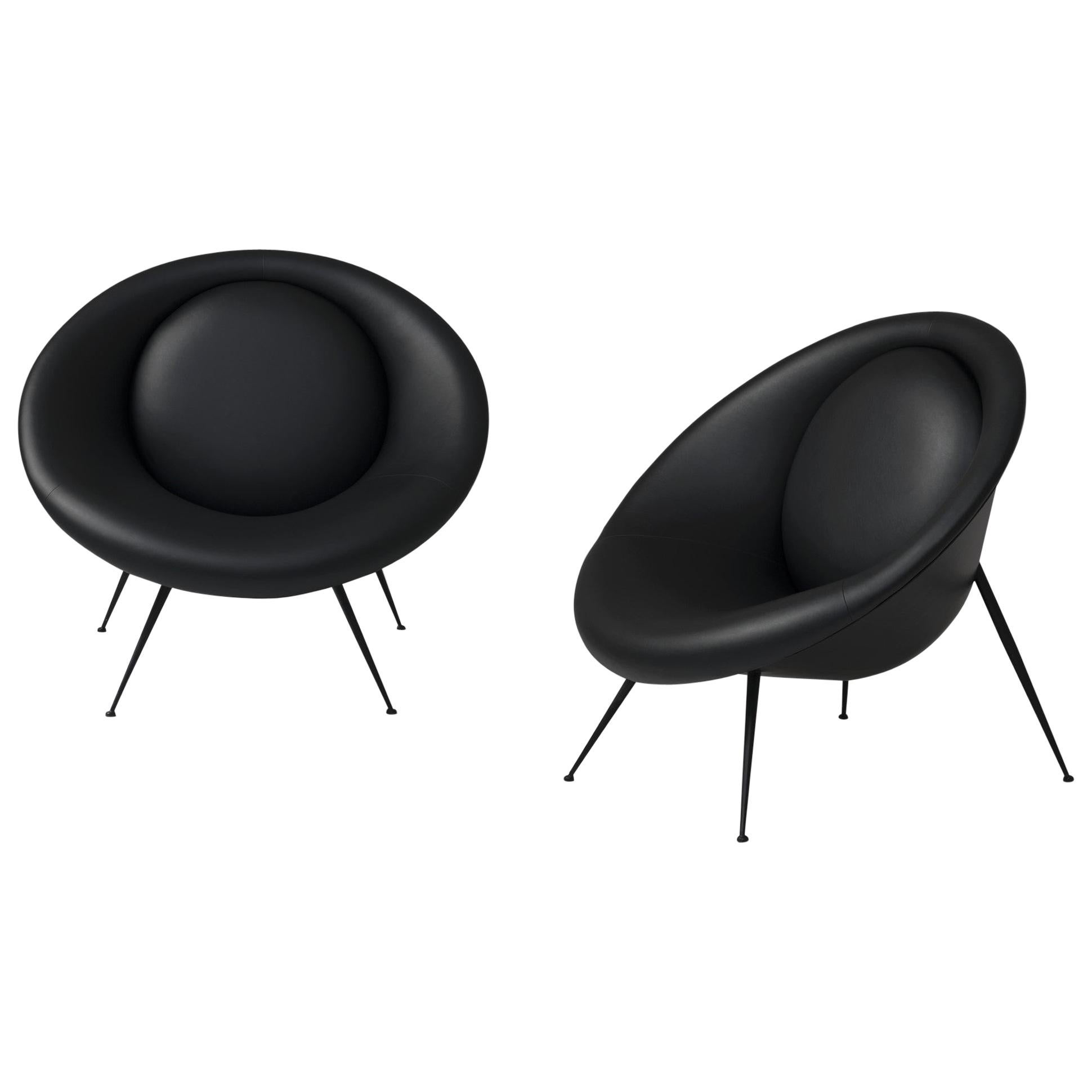 Grand fauteuil de conception moderne italienne en métal noir et cuir noir