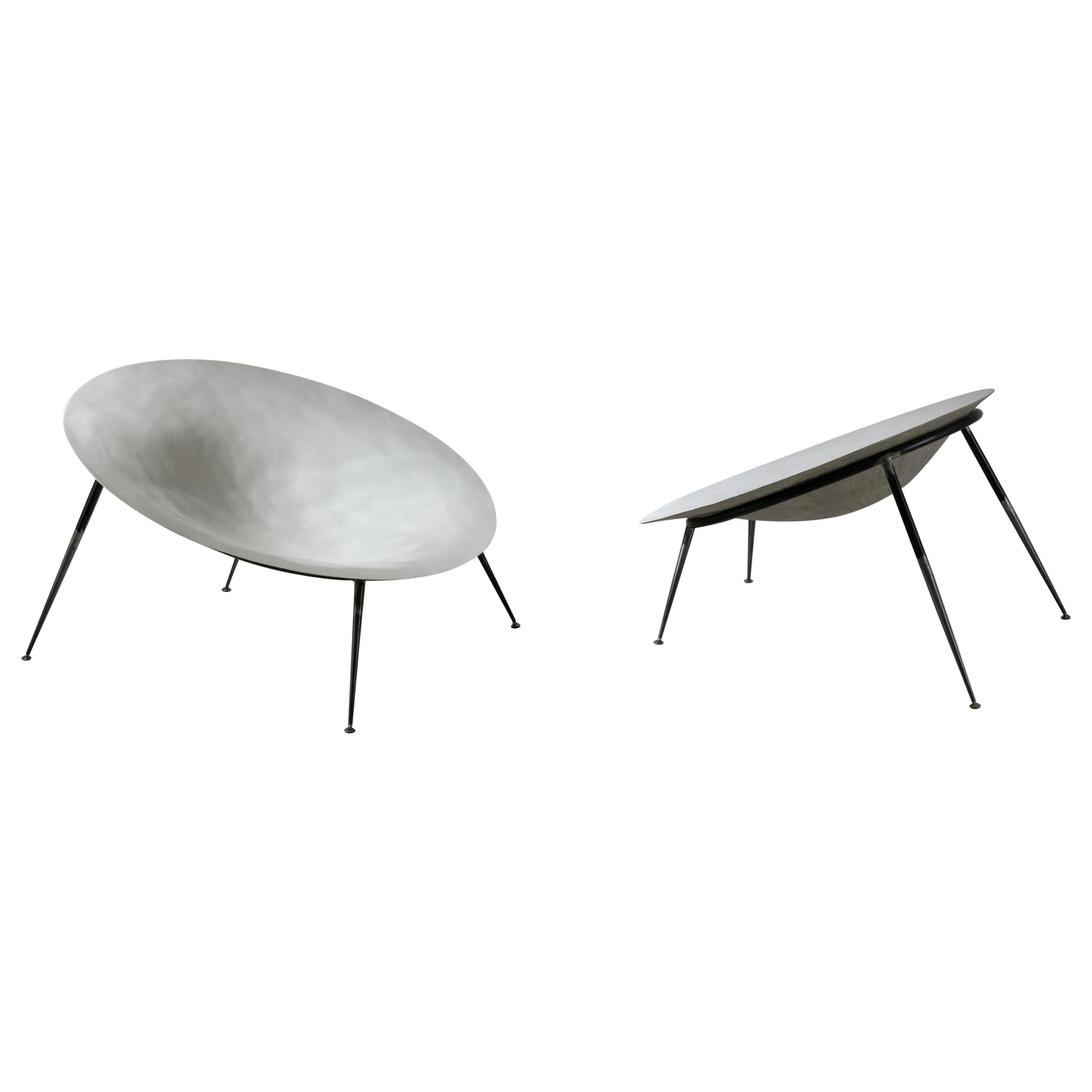 Paire de grands fauteuils de salon au design moderne italien en vente