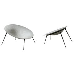Italian Modern Design Pair of Large Lounger Armchairs