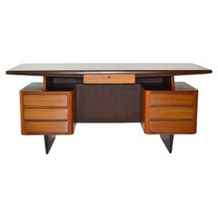 Italian Modern Desk Attributed to Gio Ponti, 1950s