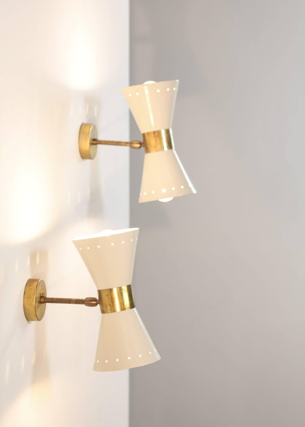Mid-Century moderno Applique Diabolo Moderno Italiano in stile Stilnovo, Lampada da parete in vendita
