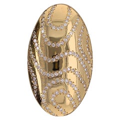 Anillo de cóctel italiano moderno de oro y diamantes