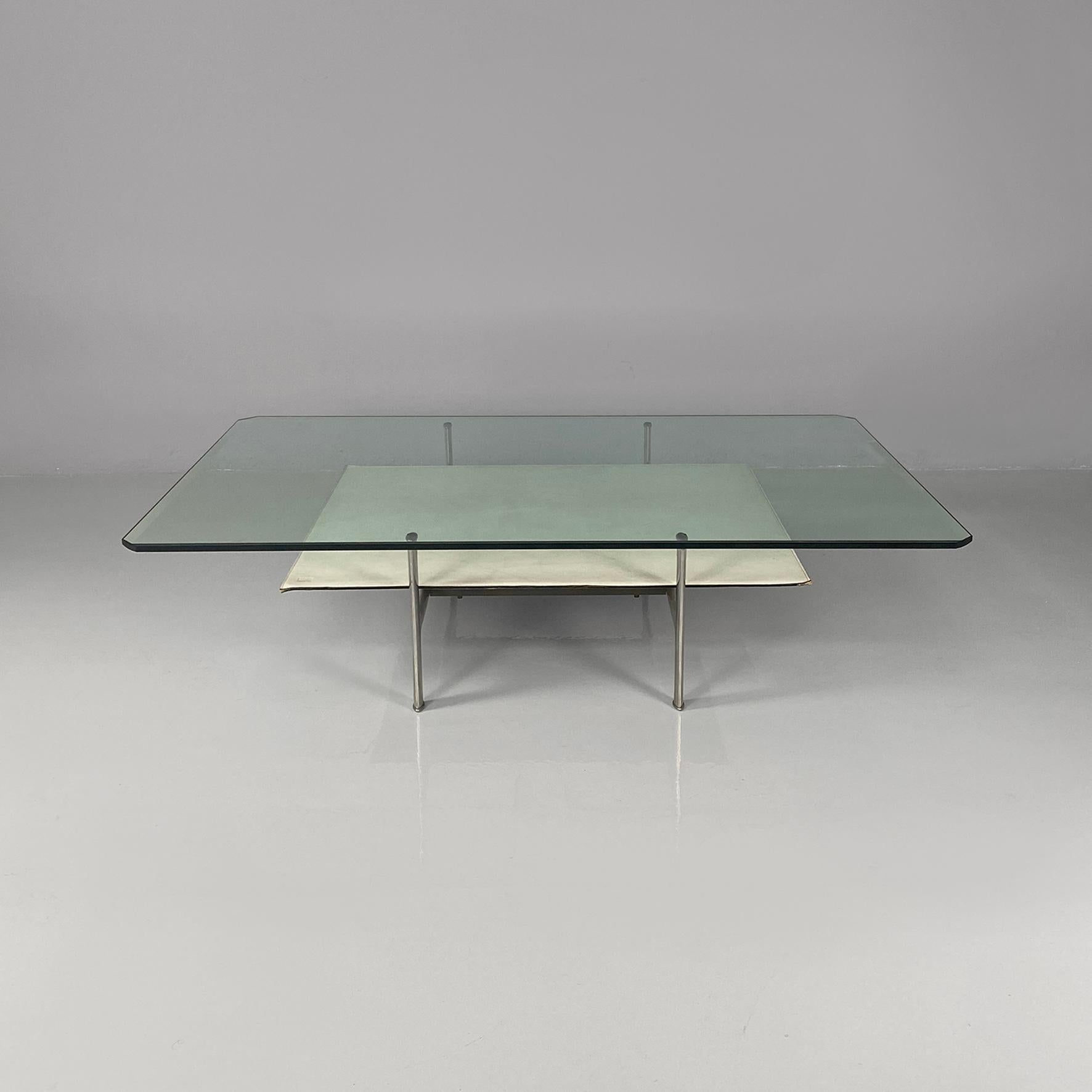 Italian modern Diesis coffee table Antonio Citterio Paolo Nava B&B Italia 1970
Coffee table model Diesis with two tops, one in clear cut glass and the other covered in white leather and with steel legs.
Produced by B&B in 1970s and designed by