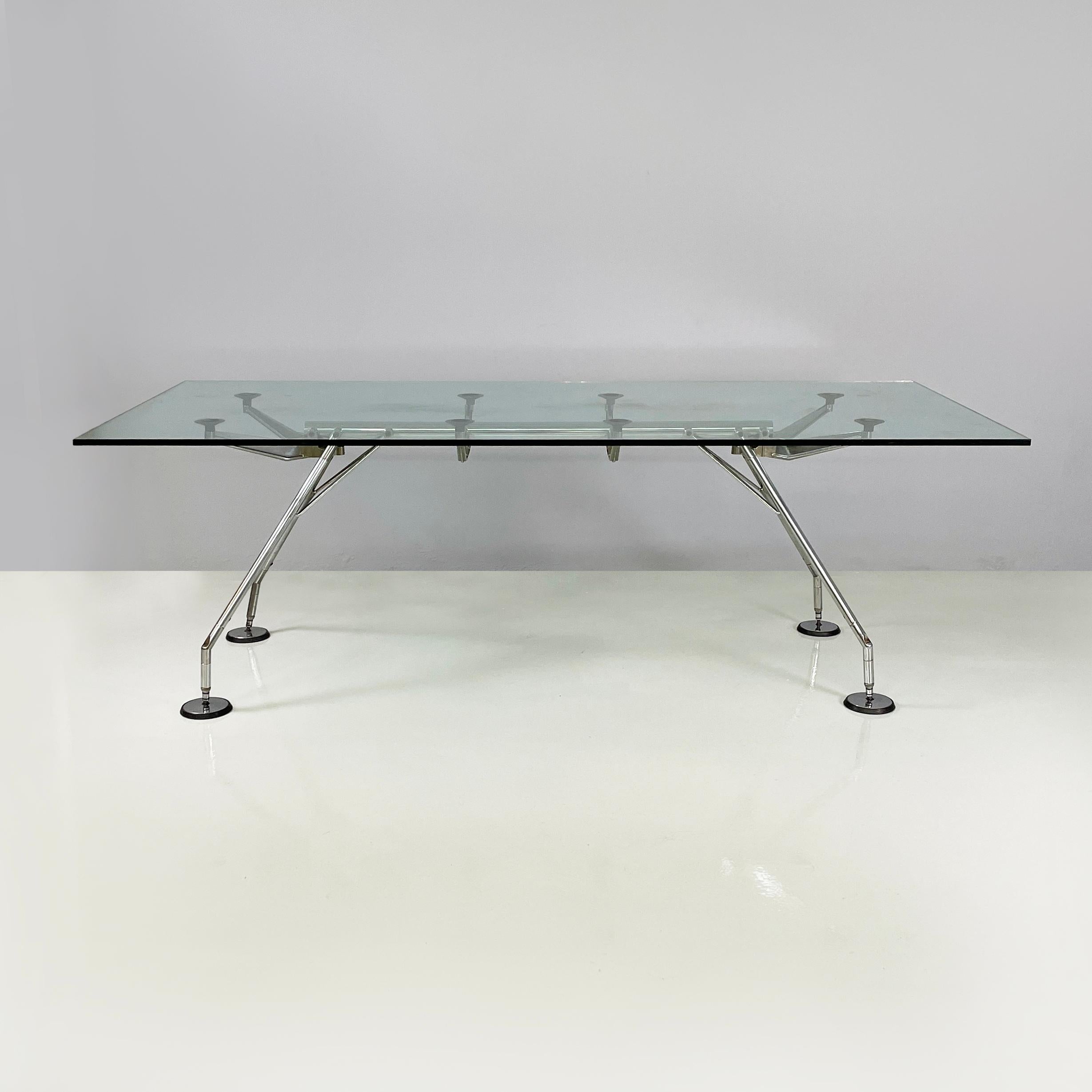 Modern Italian modern Dining or desk table Nomos by Norman Foster for Tecno, 1970s For Sale