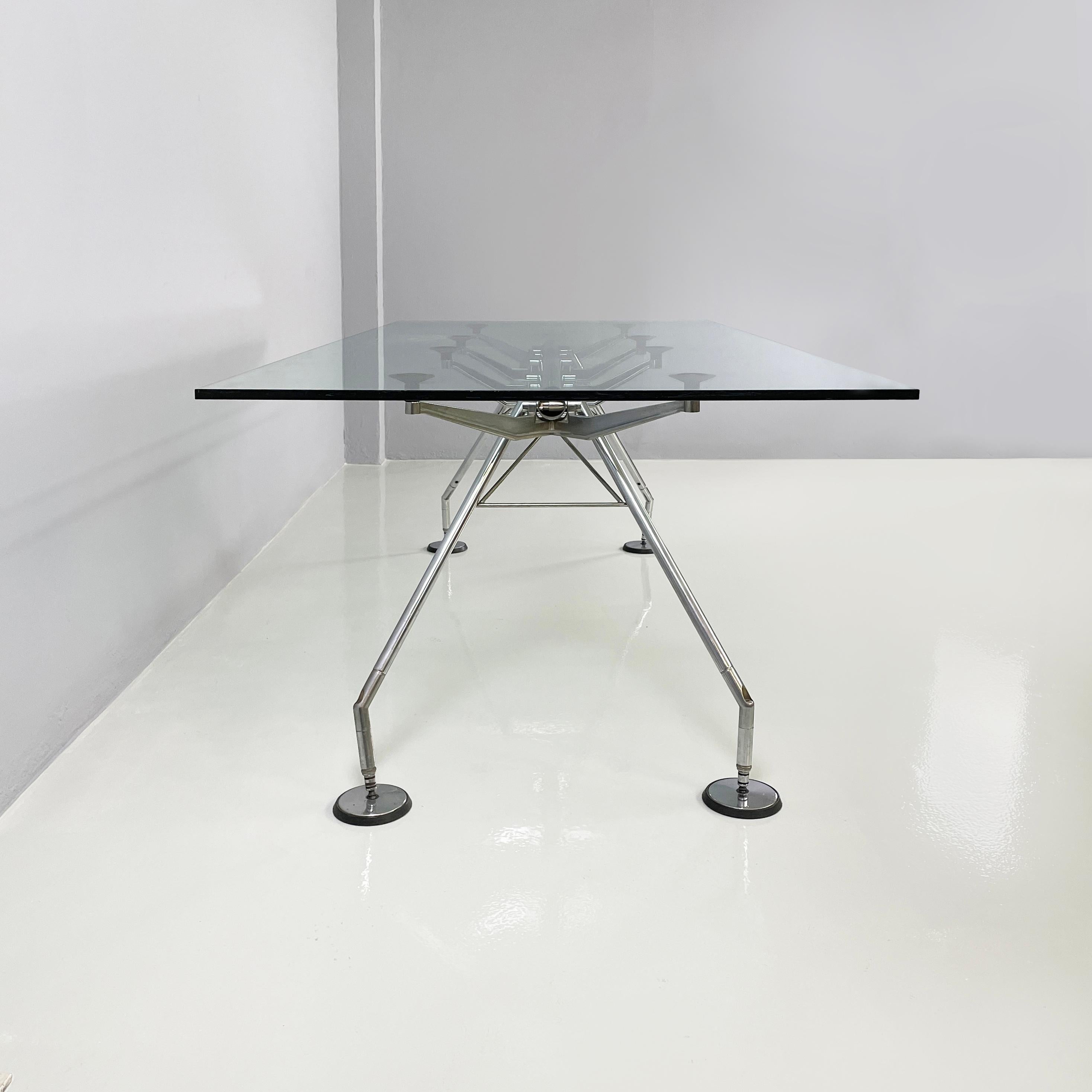 Italian modern Dining or desk table Nomos by Norman Foster for Tecno, 1970s In Fair Condition For Sale In MIlano, IT